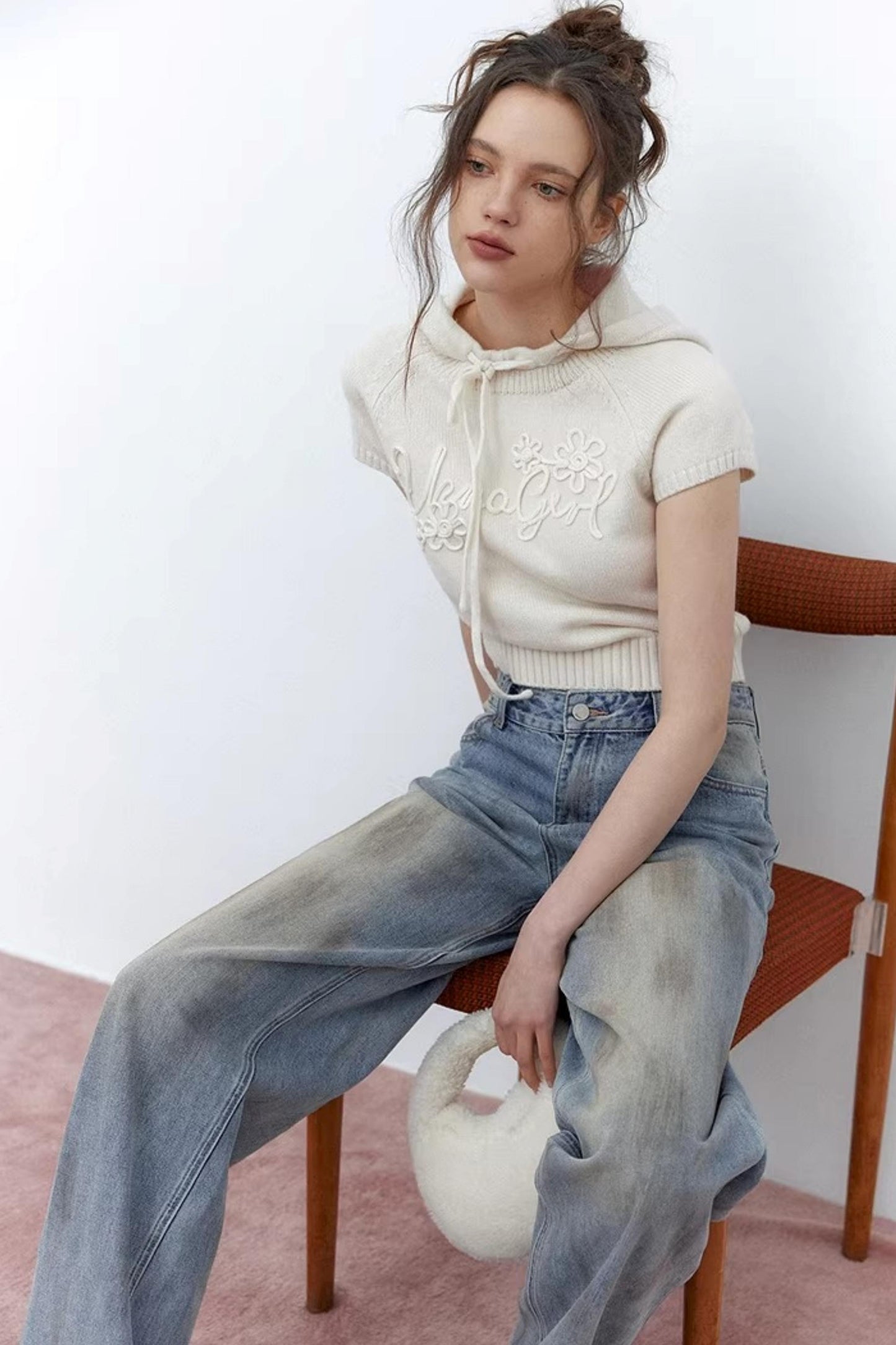 Blaue Vintage-Rosen-Jeanshose