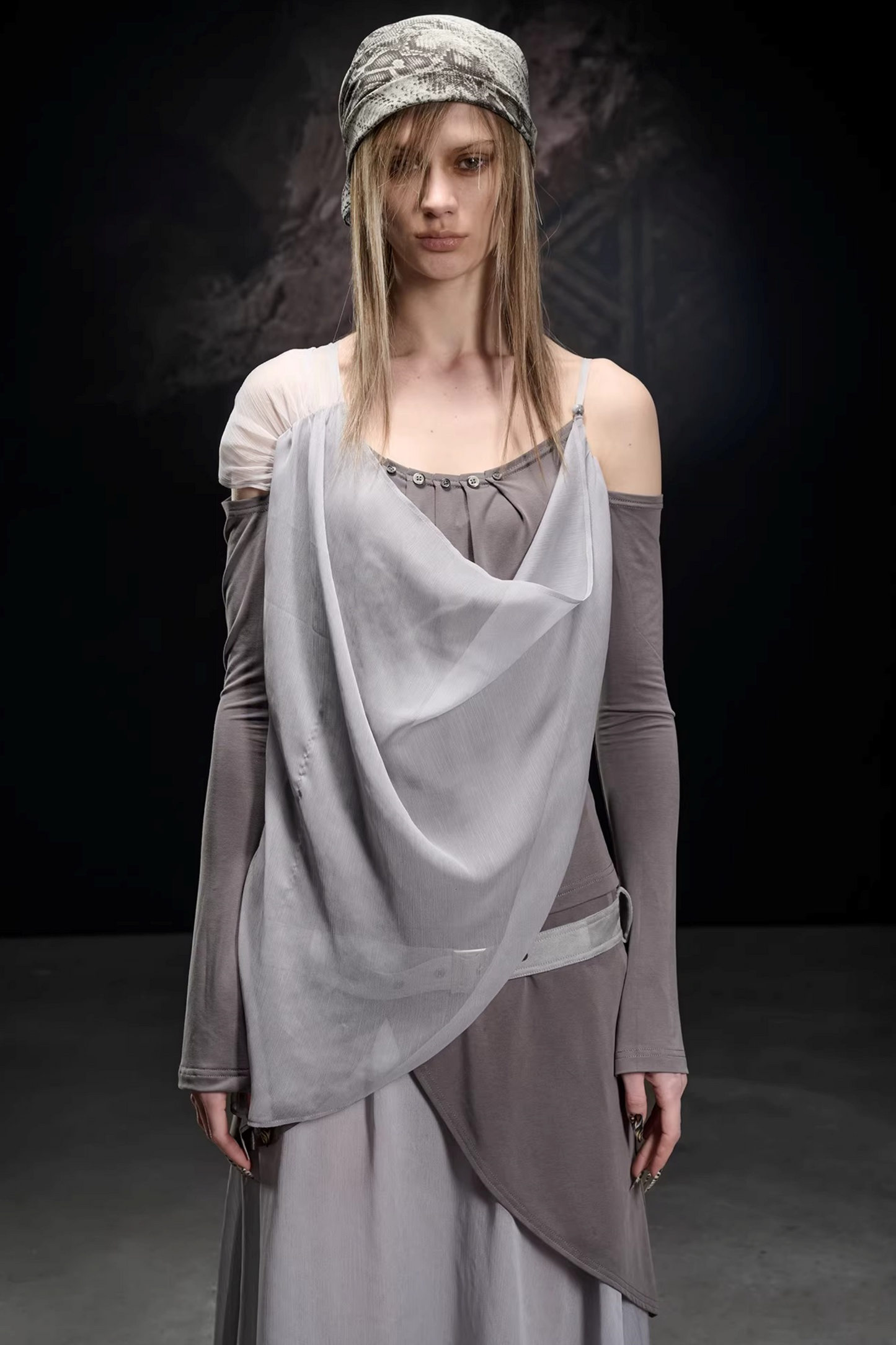 Chiffon-Patchwork-Bluse mit asymmetrischem Schnitt
