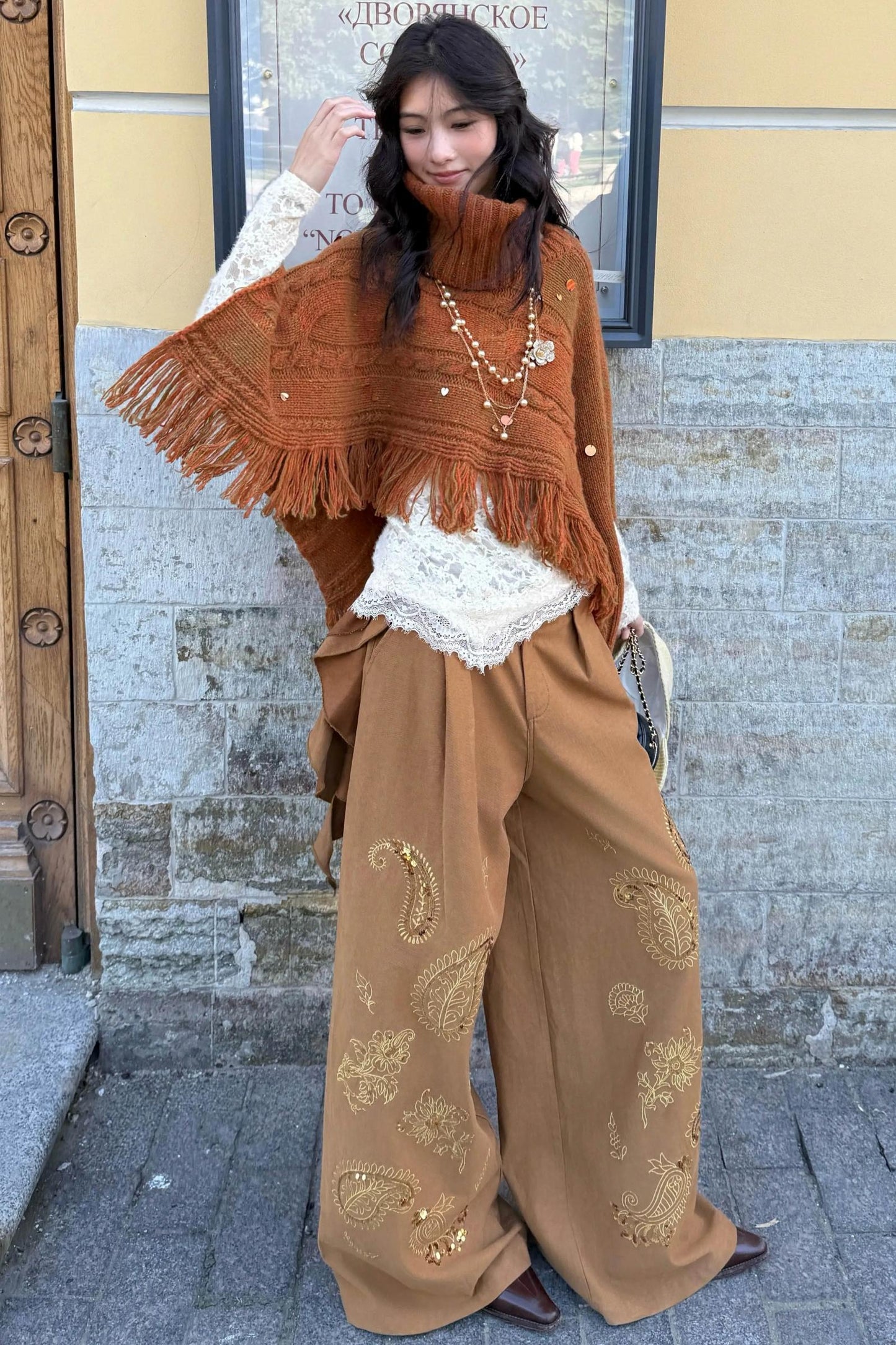 Cashew Flower Embroidered Wide-leg Pants