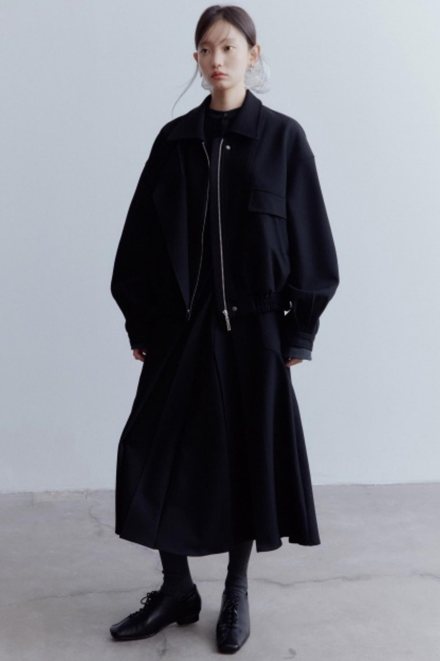 Elegant Black Wool Pleated Skirt