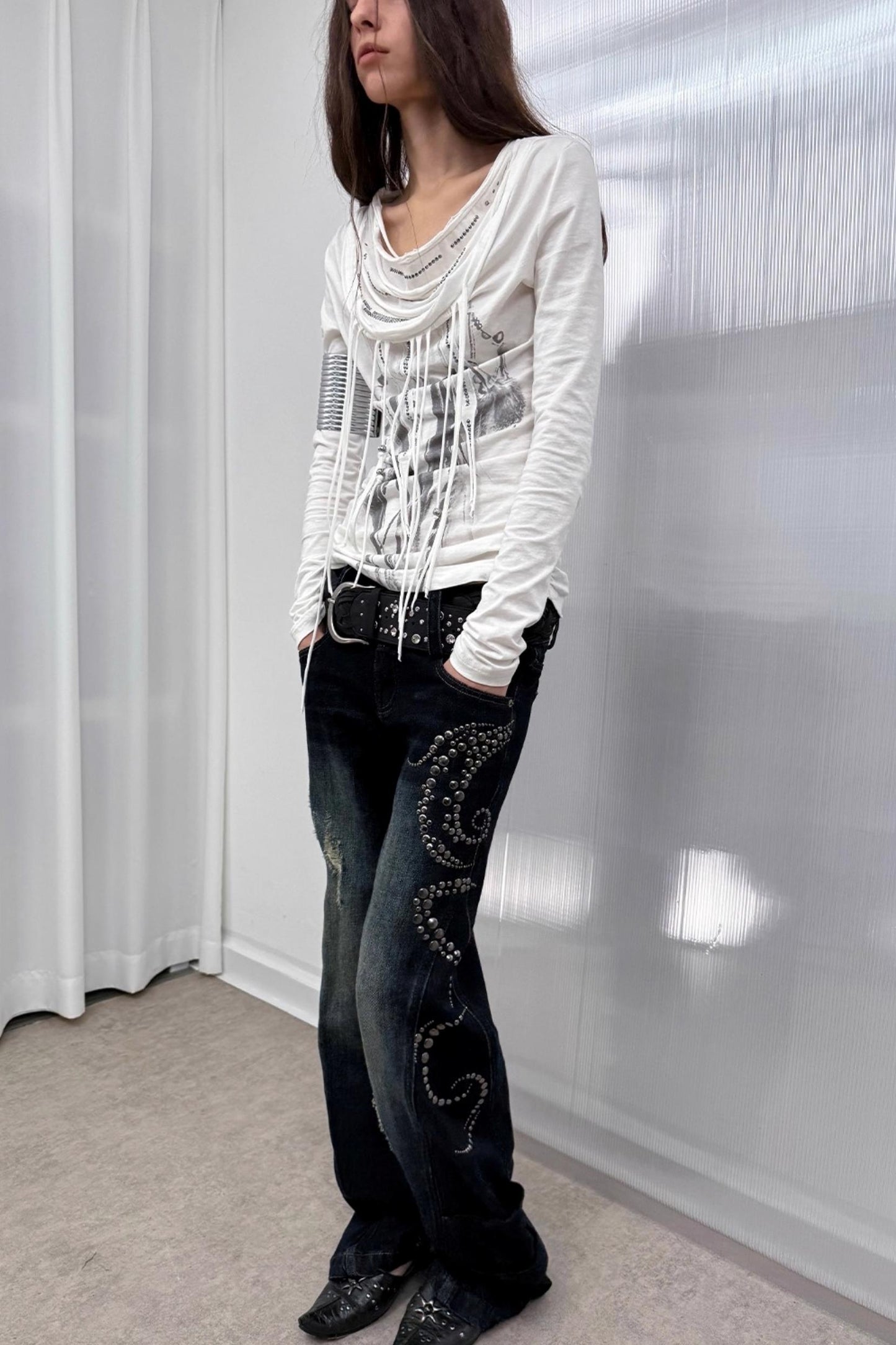 Swing Feather Print Bottom T-Shirt