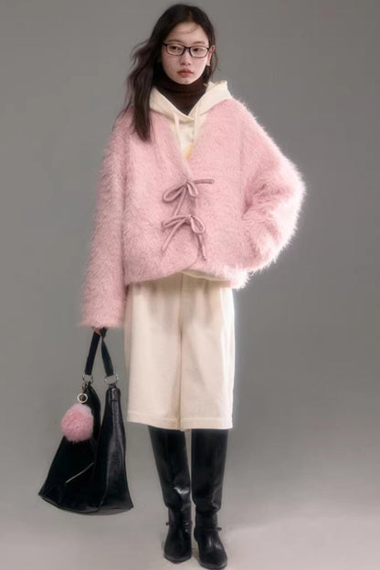 Three-Dimensional Bow Fur Coat
