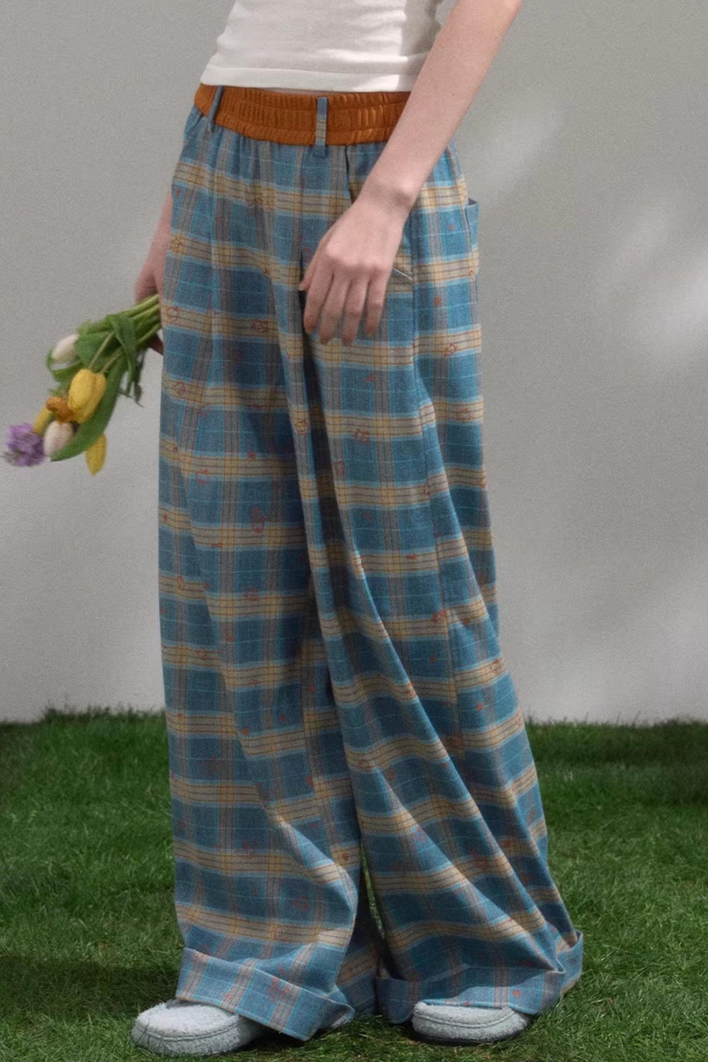 Kontrastierende, karierte, gerade Hose