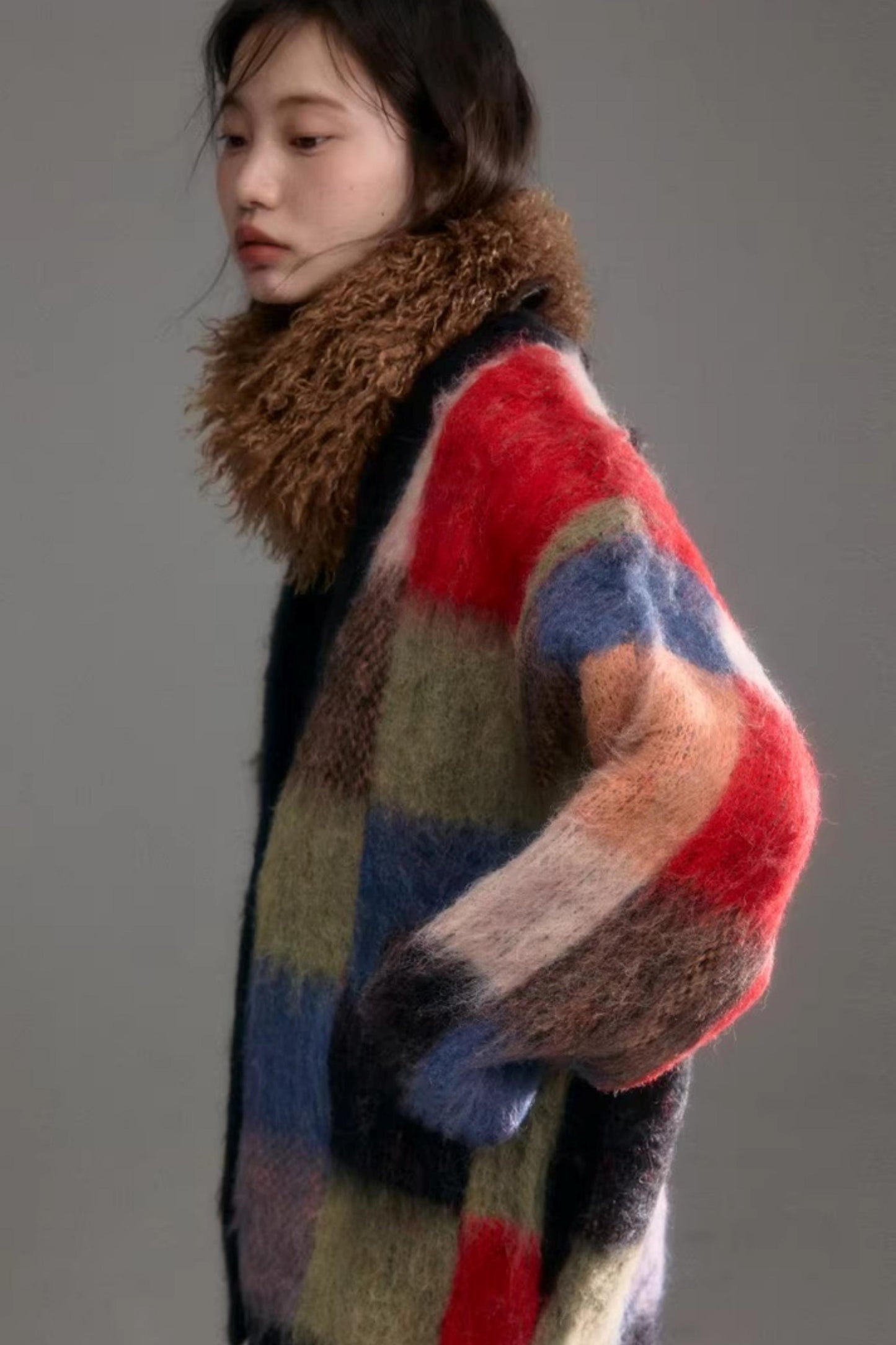 Color-Block-Strickjacke aus Wolle mit Karomuster