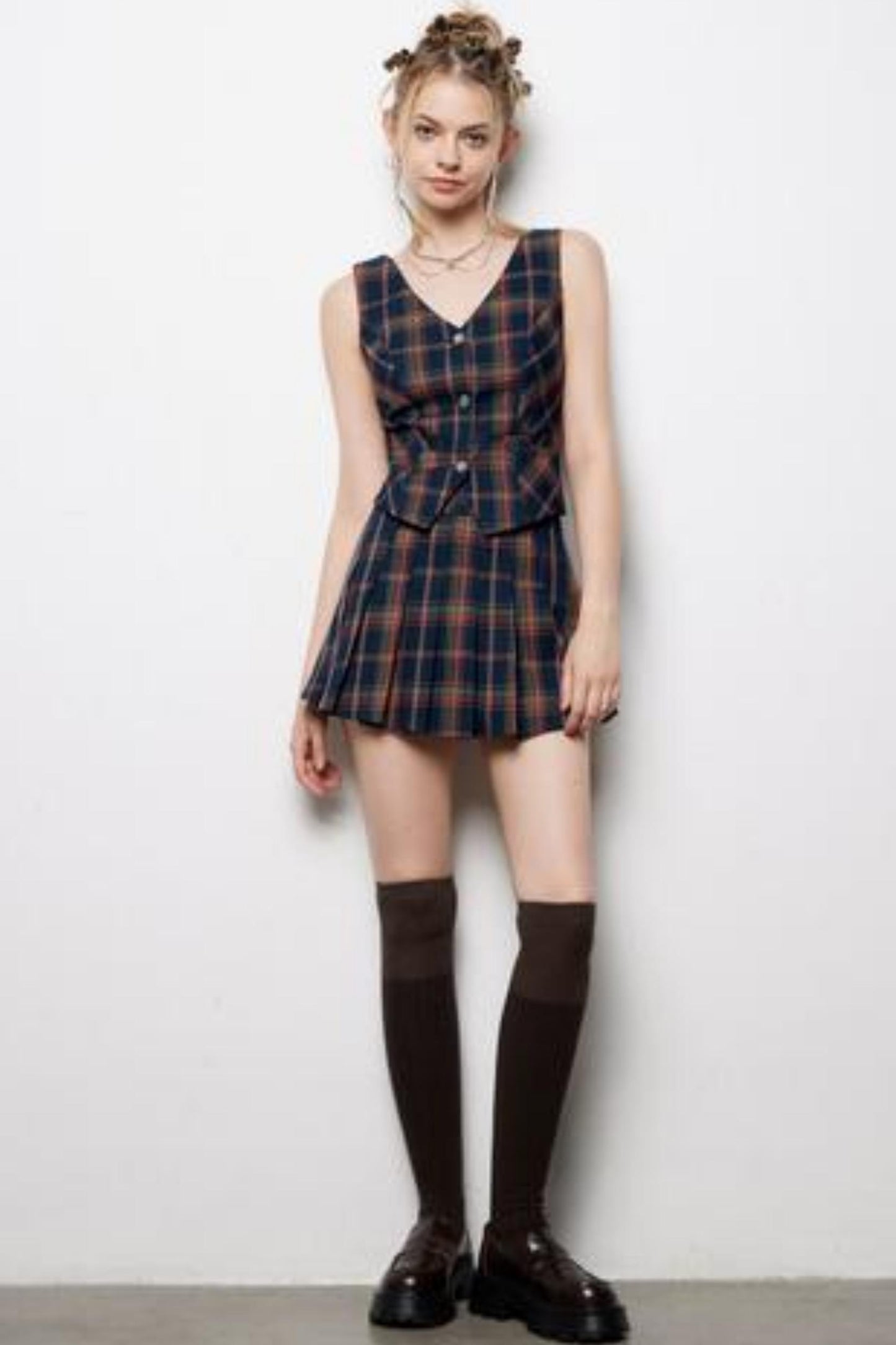 Slim Fit V-Neck Vest