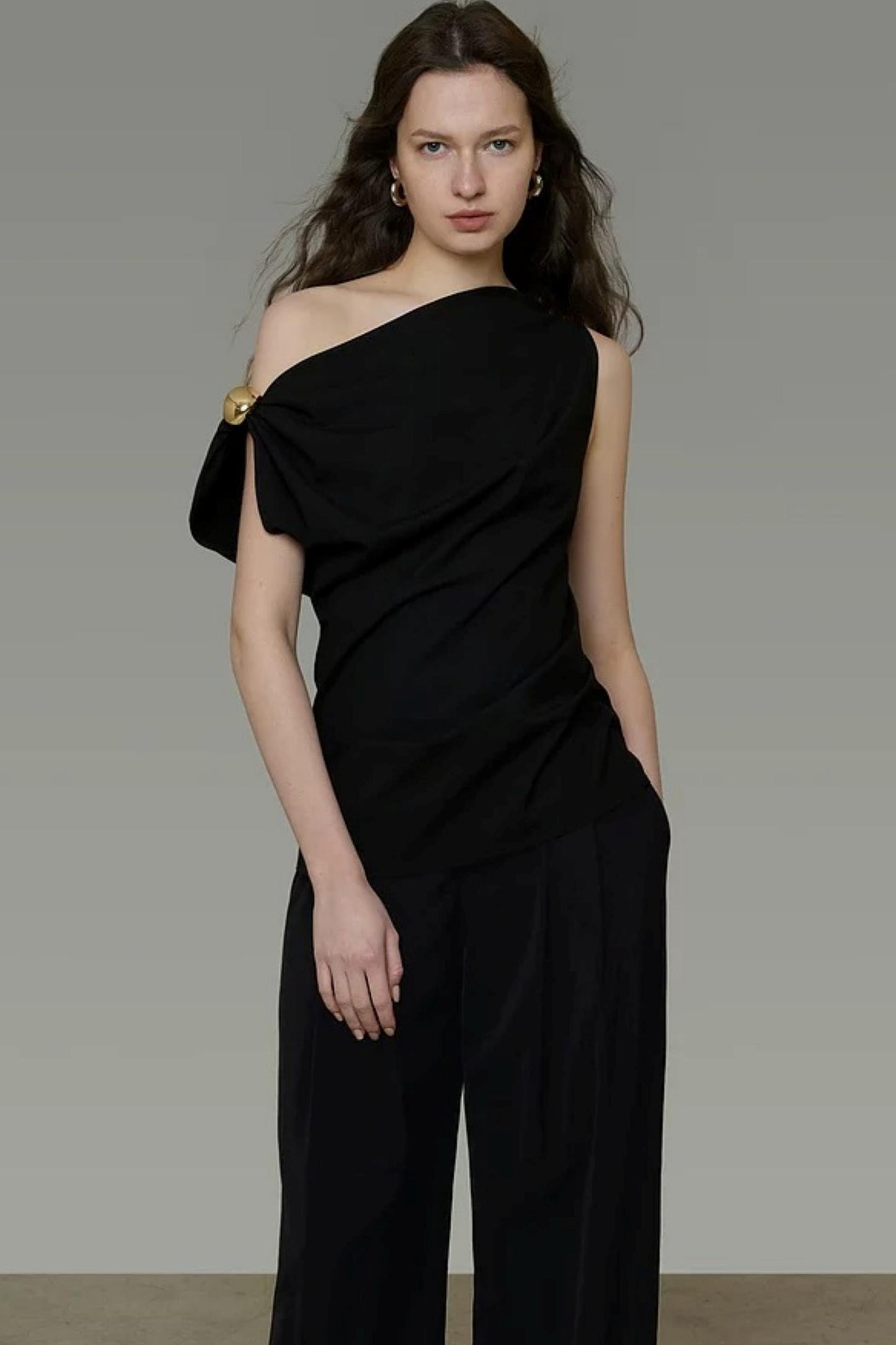 Off-Shoulder Slim Top