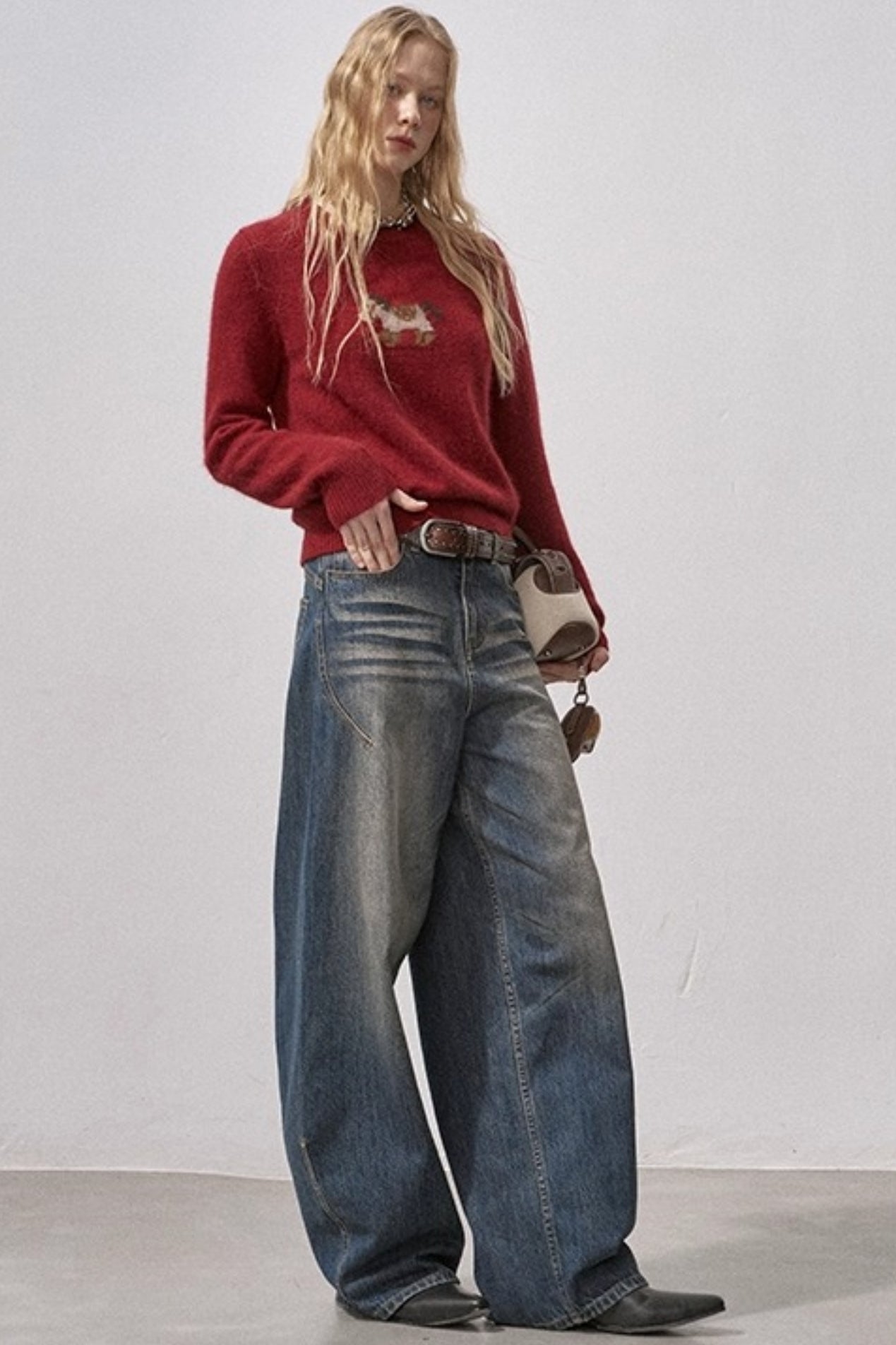 Seamless Vintage Distressed Jeans