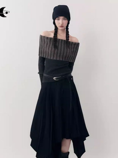 One-shoulder lapel knit sweater