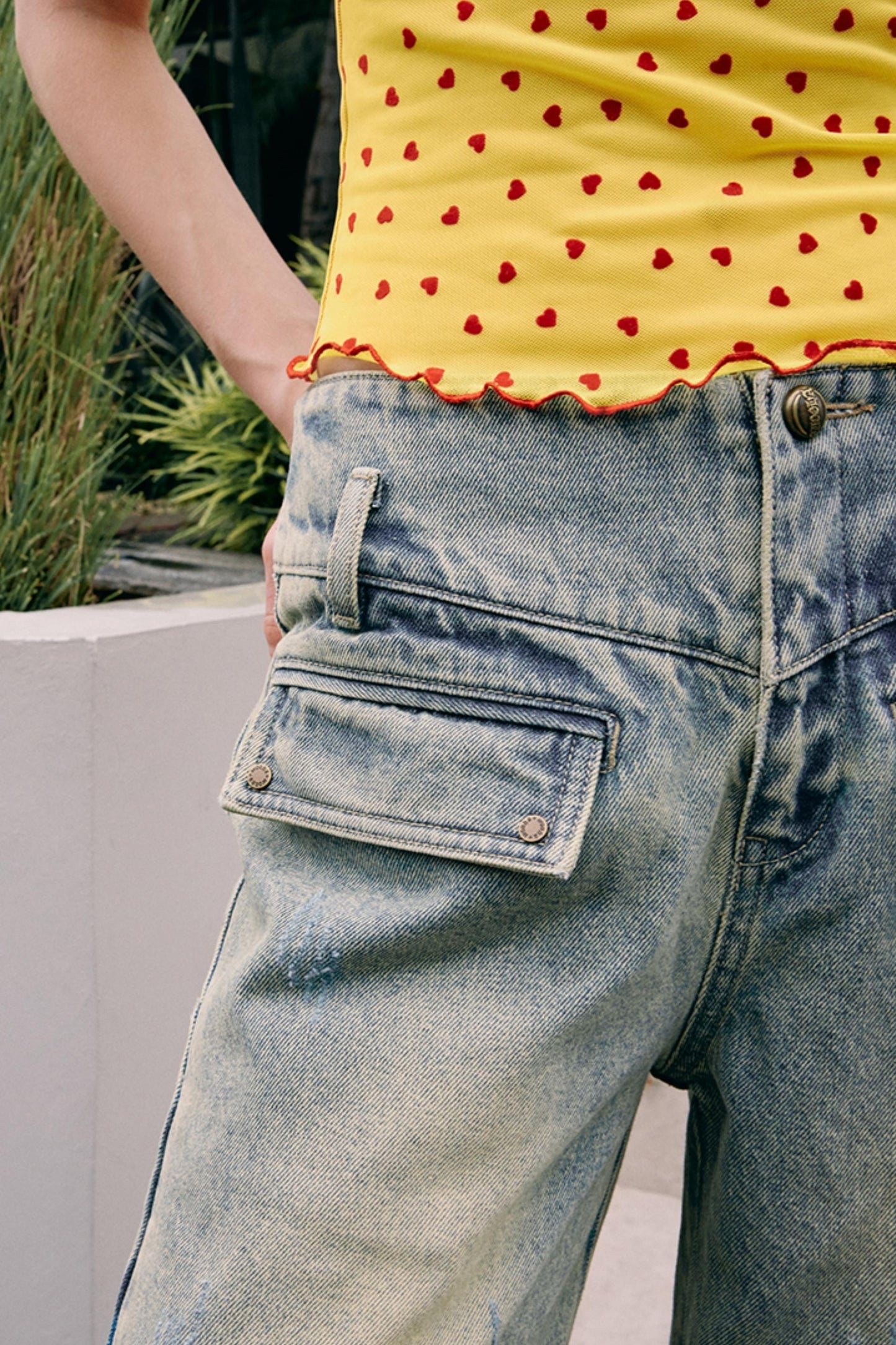 Vintage High-Waist Straight-Leg Jeans