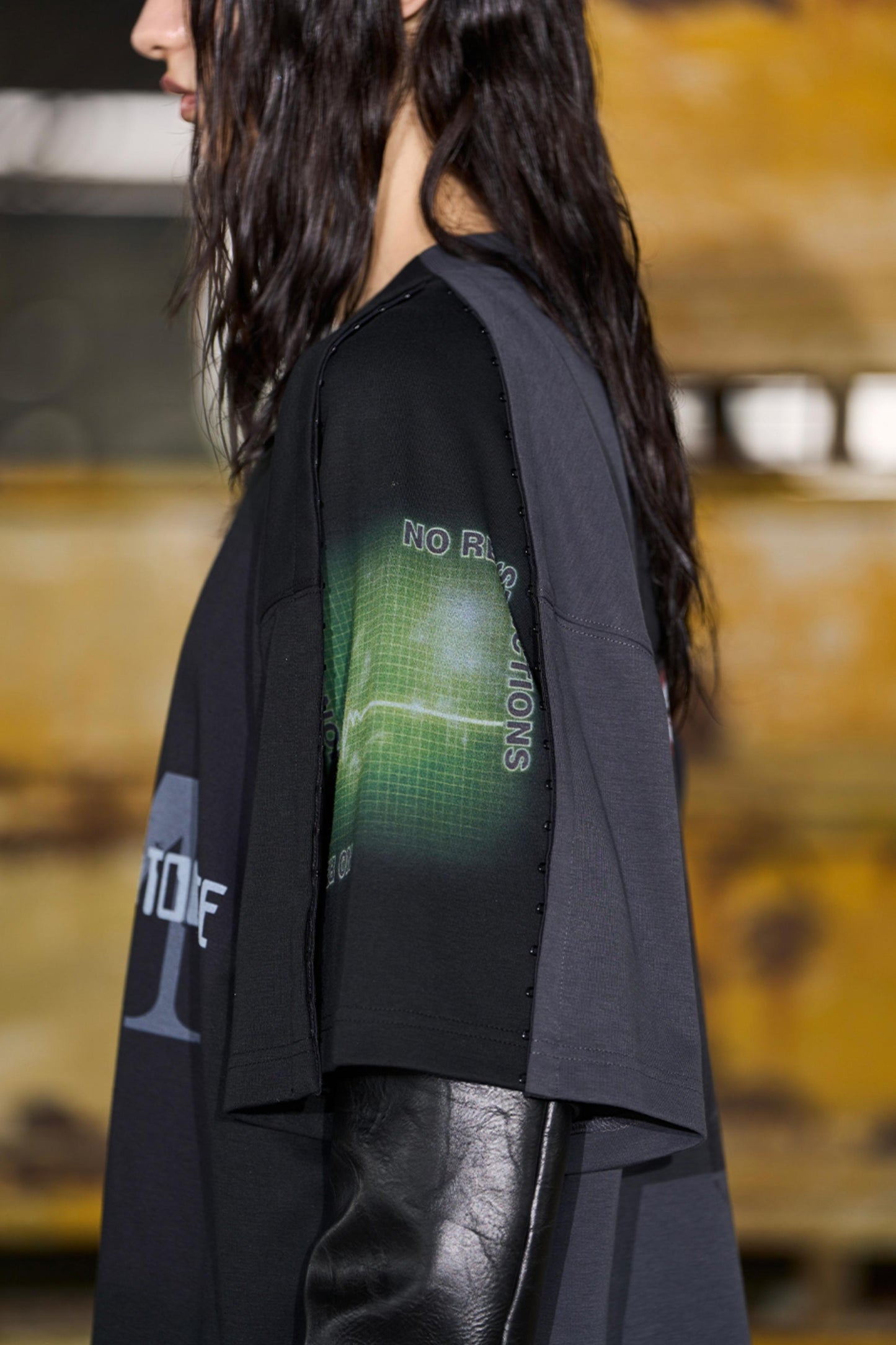 Short Sleeve Buckle Layered T-Shirt