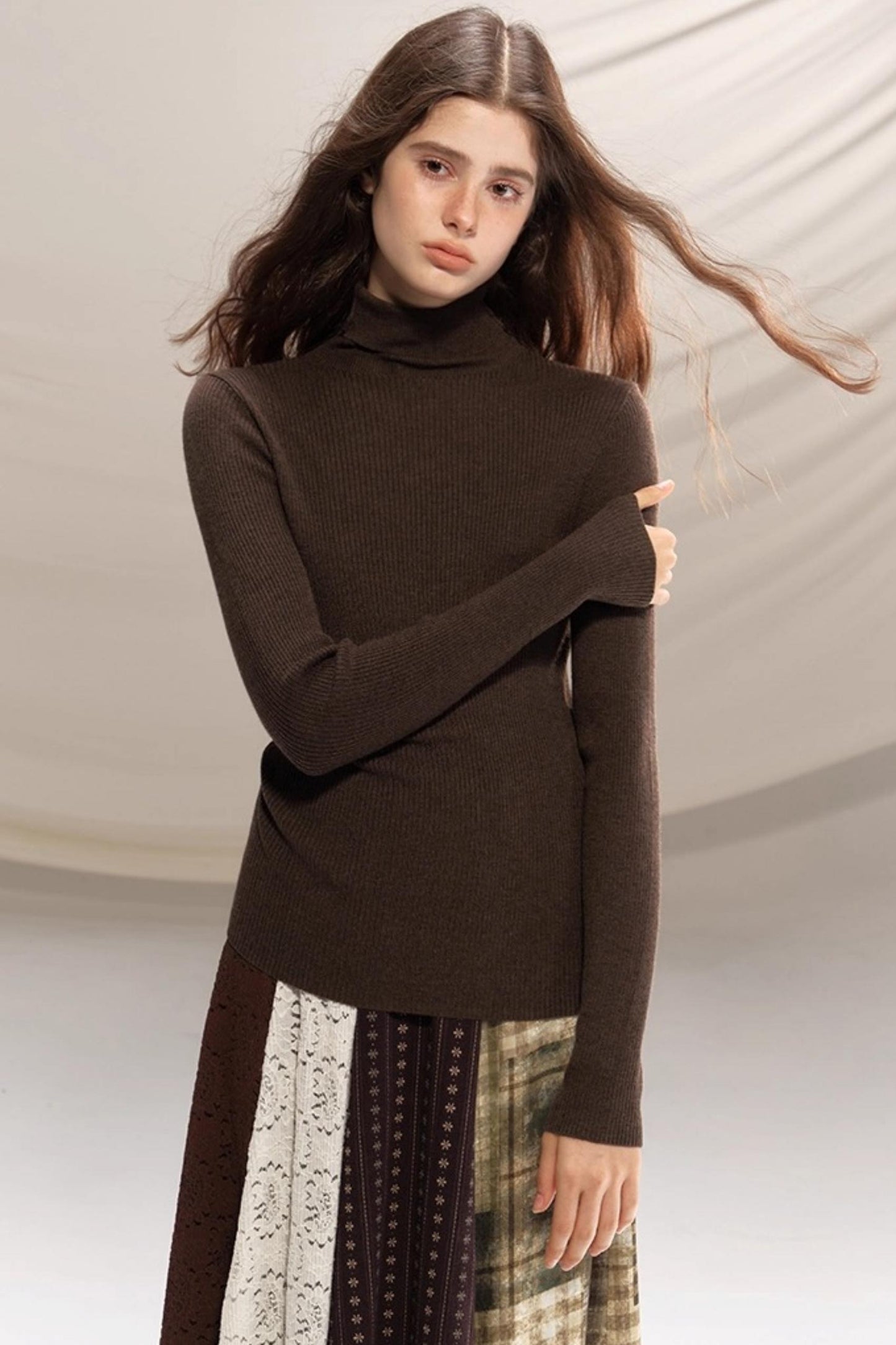 Seamless Wool Turtleneck Sweater