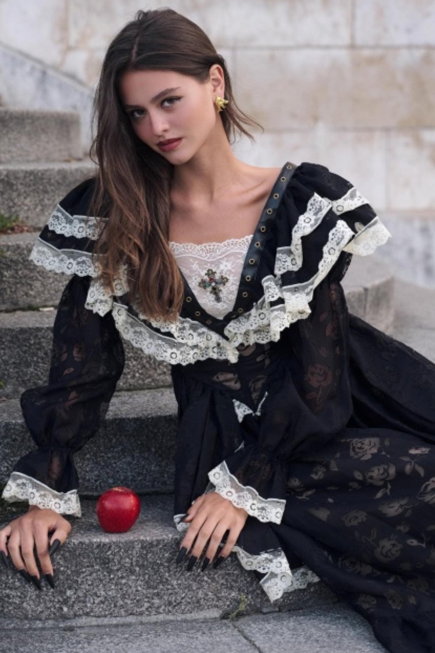 French Courtly Halloween Dress Set-Up