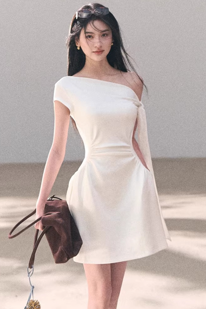 Lyocell-Asymmetrisches-Spitzenkleid