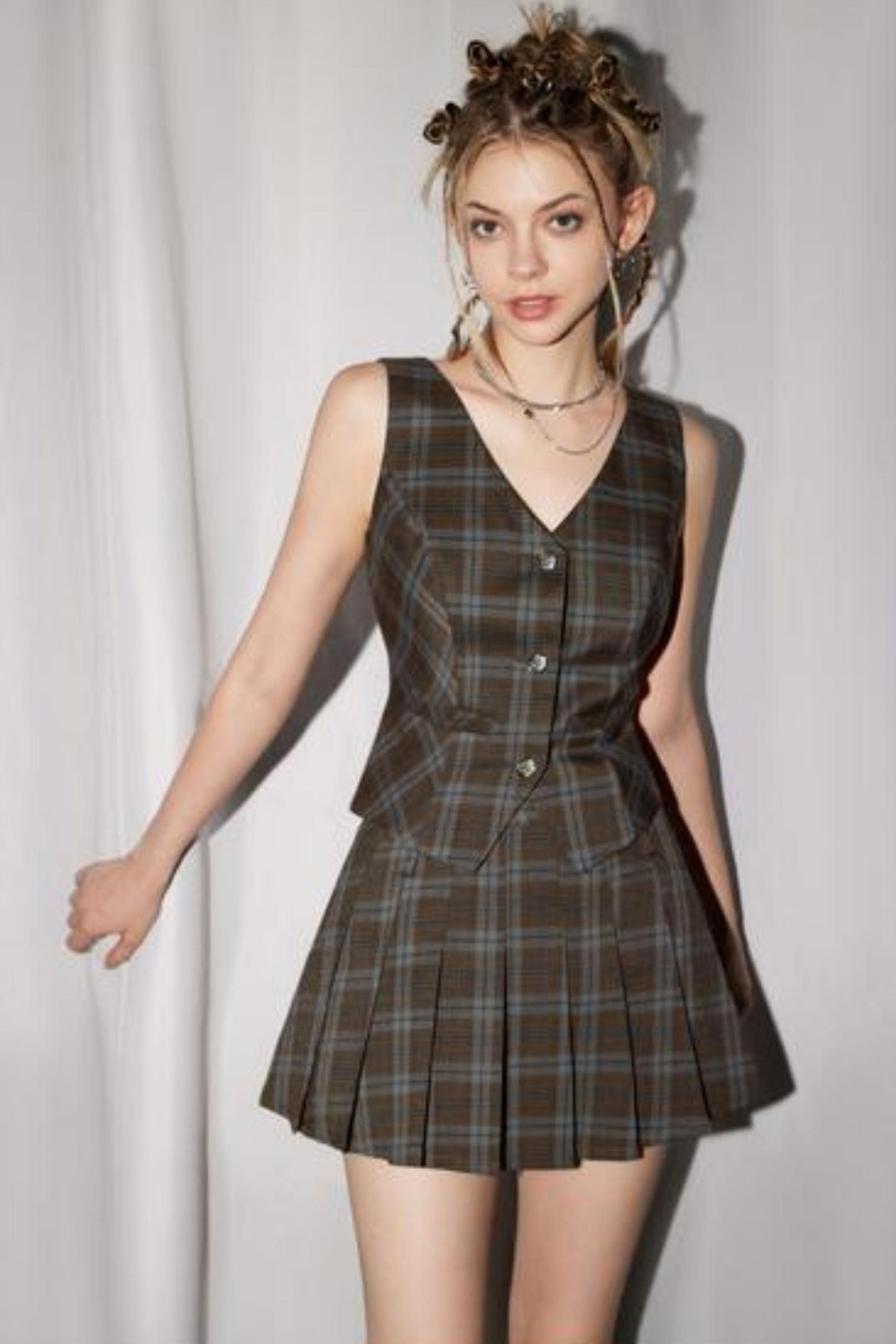 Slim Fit V-Neck Vest