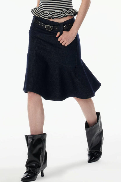 Wide-Waisted Fishtail Skirt