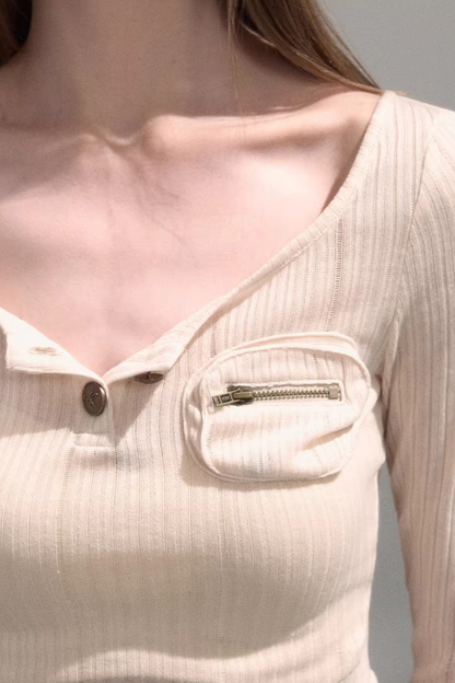 Süßes, würziges Oberteil mit halbem Reißverschluss