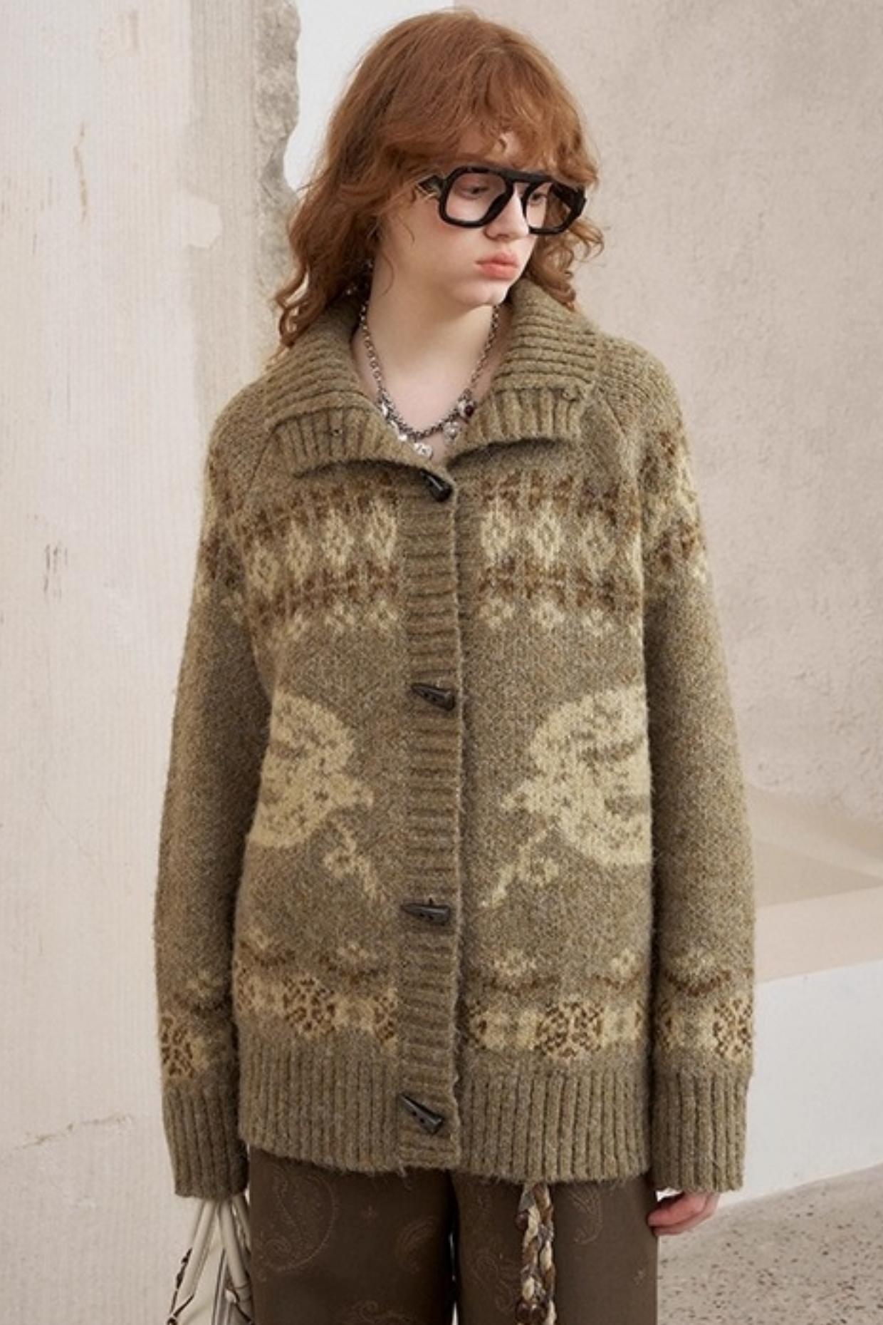 Bird Horn Buckle Loose Warm Cardigan