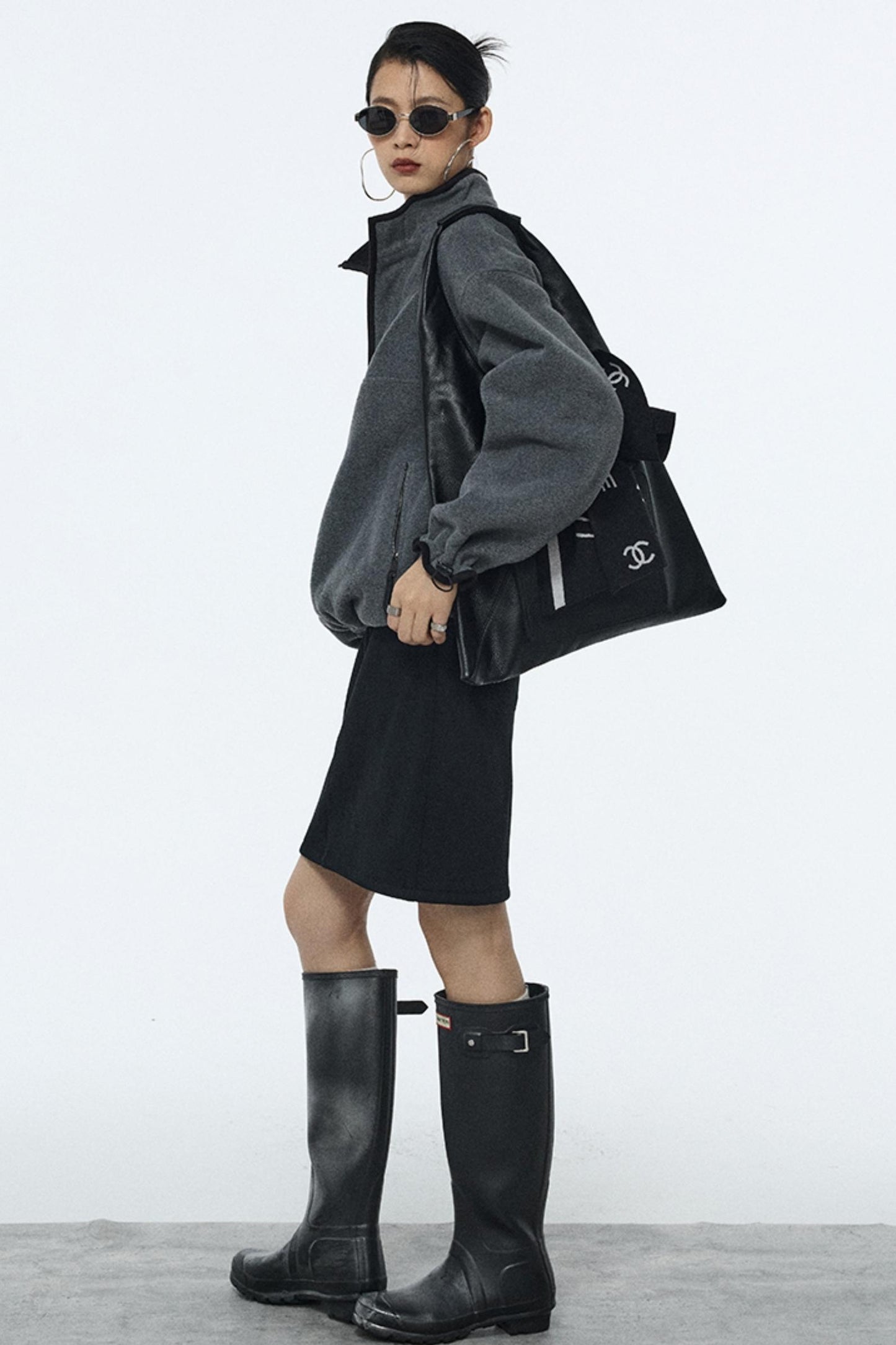 Black Elastic Waist Winter Skirt