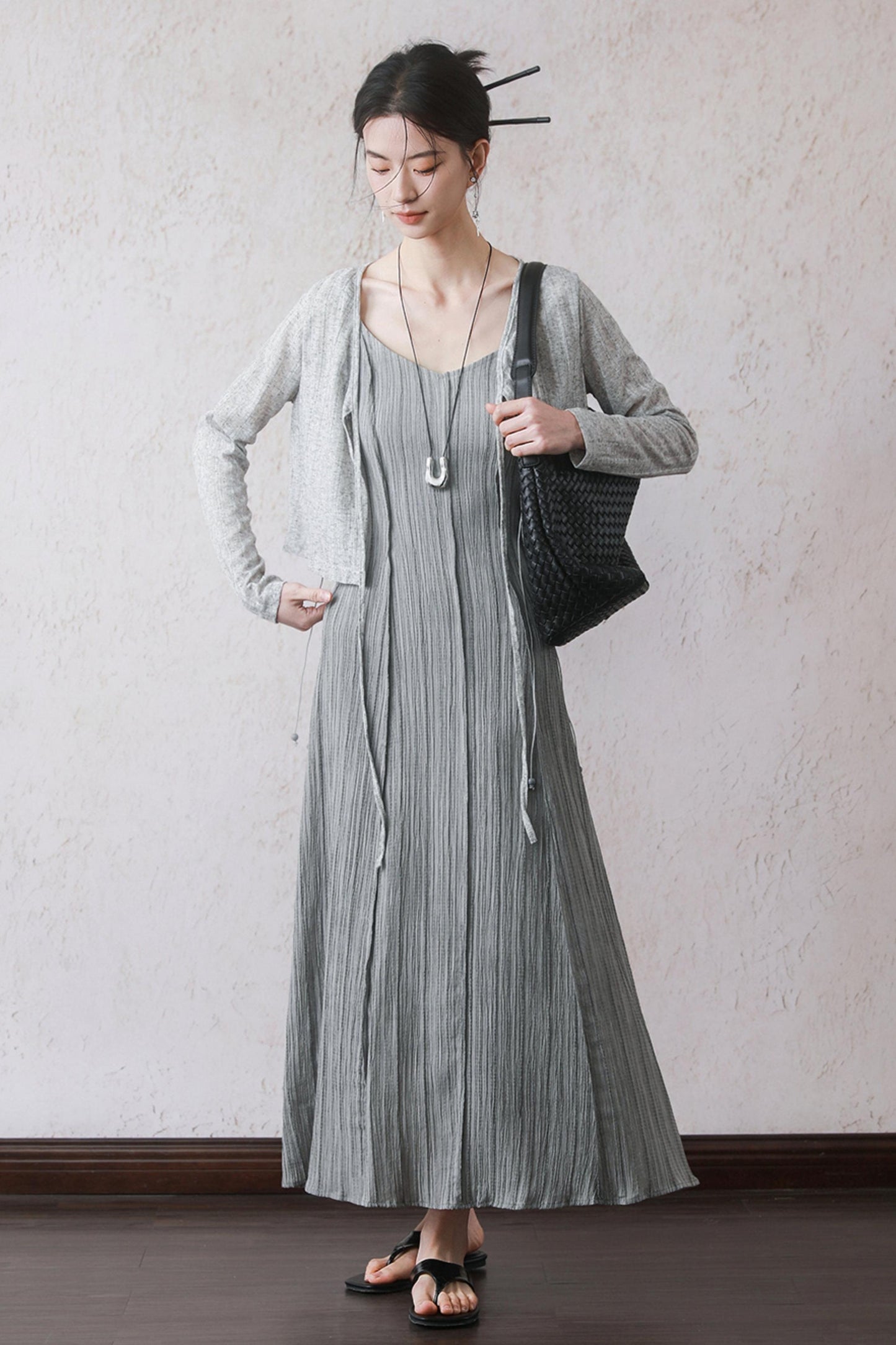 Gray Halter Pleated Dress Set-Up
