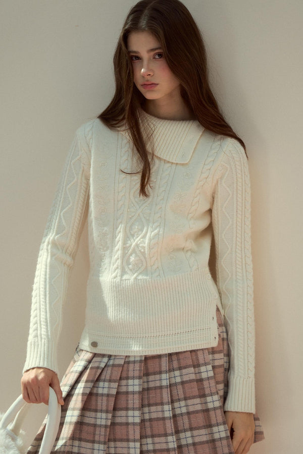 Feminine Line Vintage Knit Top