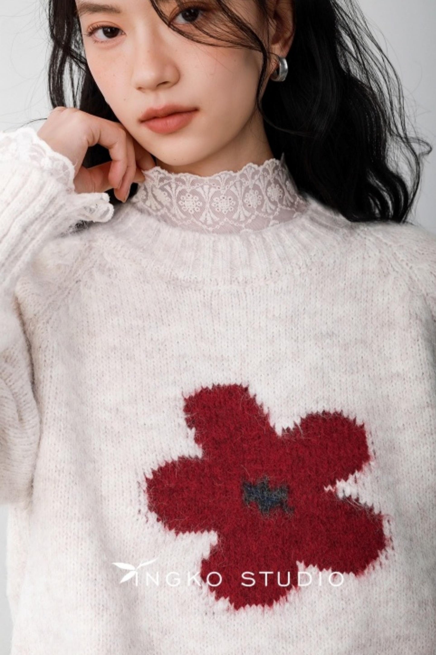 Ingko Cloud Floral Sweater