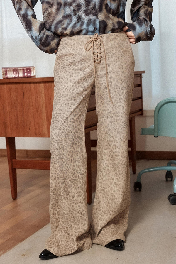 Gentle Corduroy Flared Pants