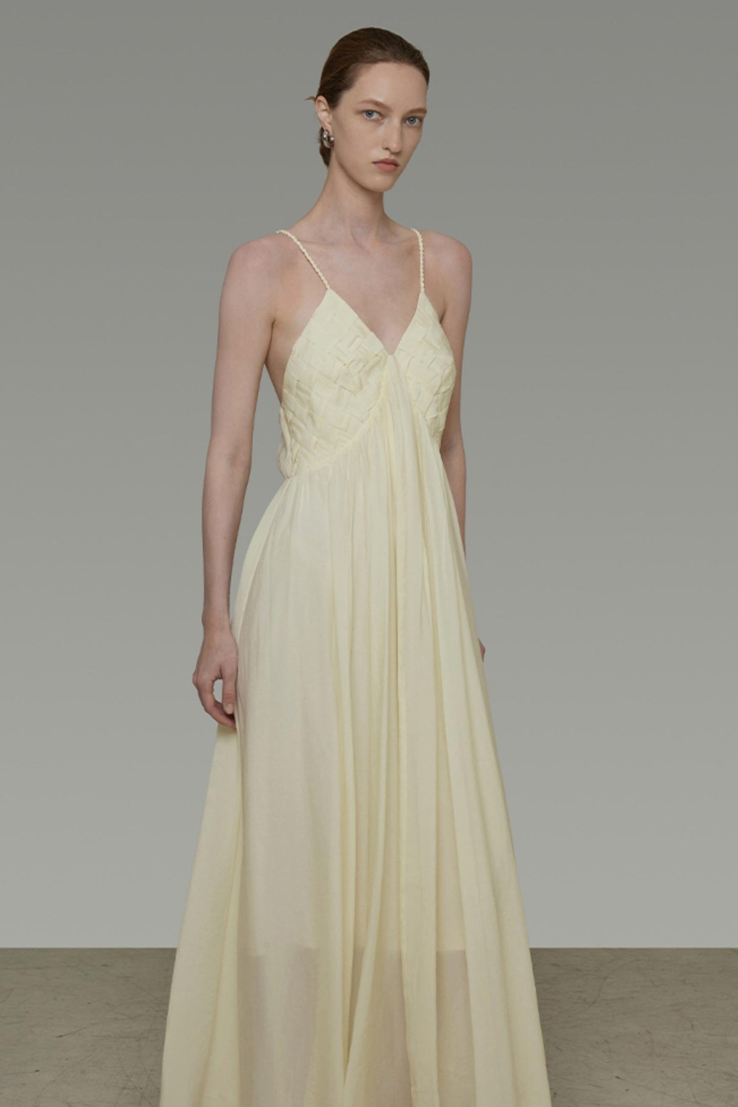 Summer Chic V-Neck Sleeveless Dress