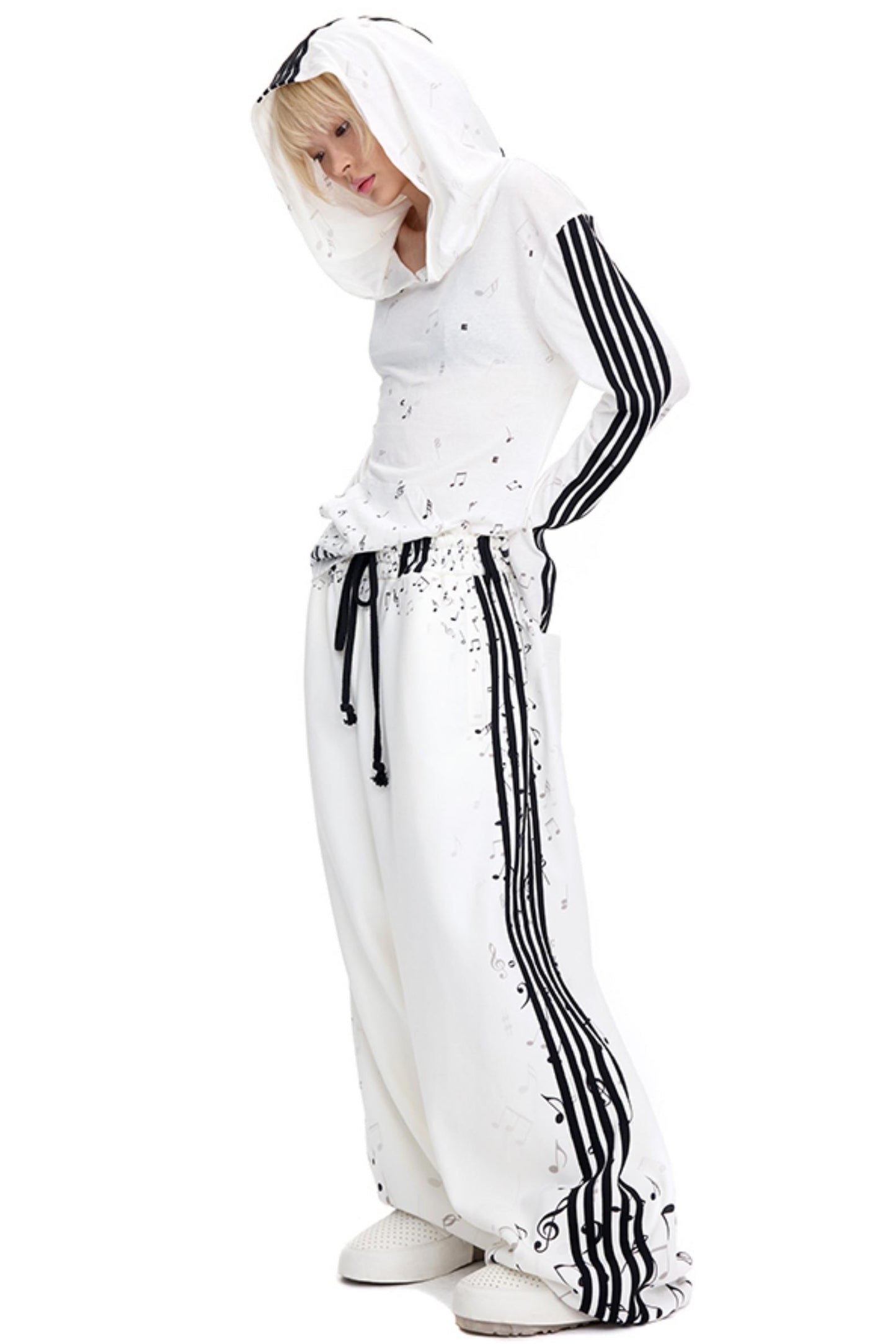 Piano Note Print Long-Sleeved Top