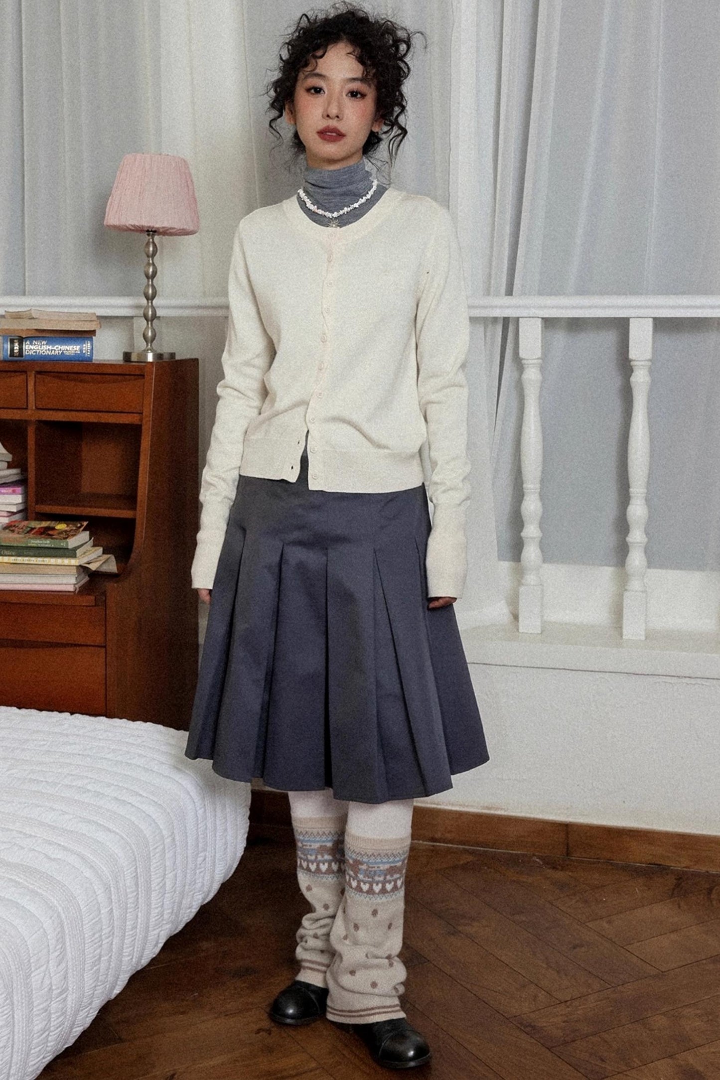 New Autumn Girl Sock Cover