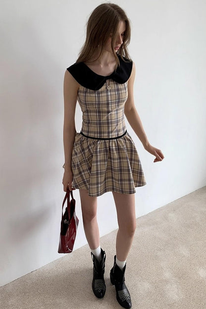 Plaid Contrasting Doll Neck Puffy Dress