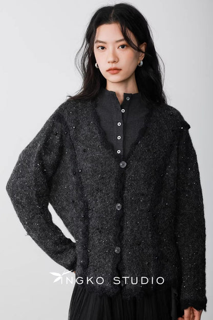 Cardigan mit Stern-Ausschnitt
