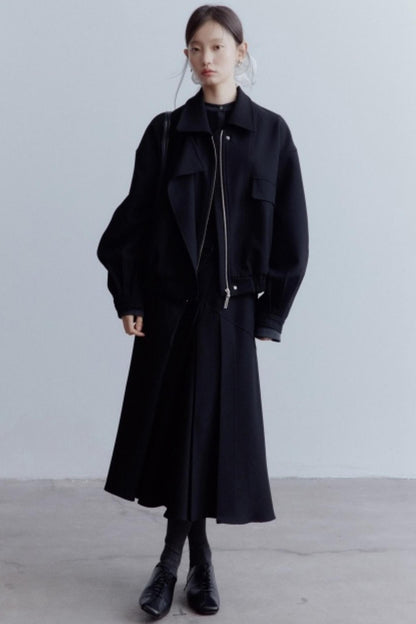 Elegant Black Wool Pleated Skirt