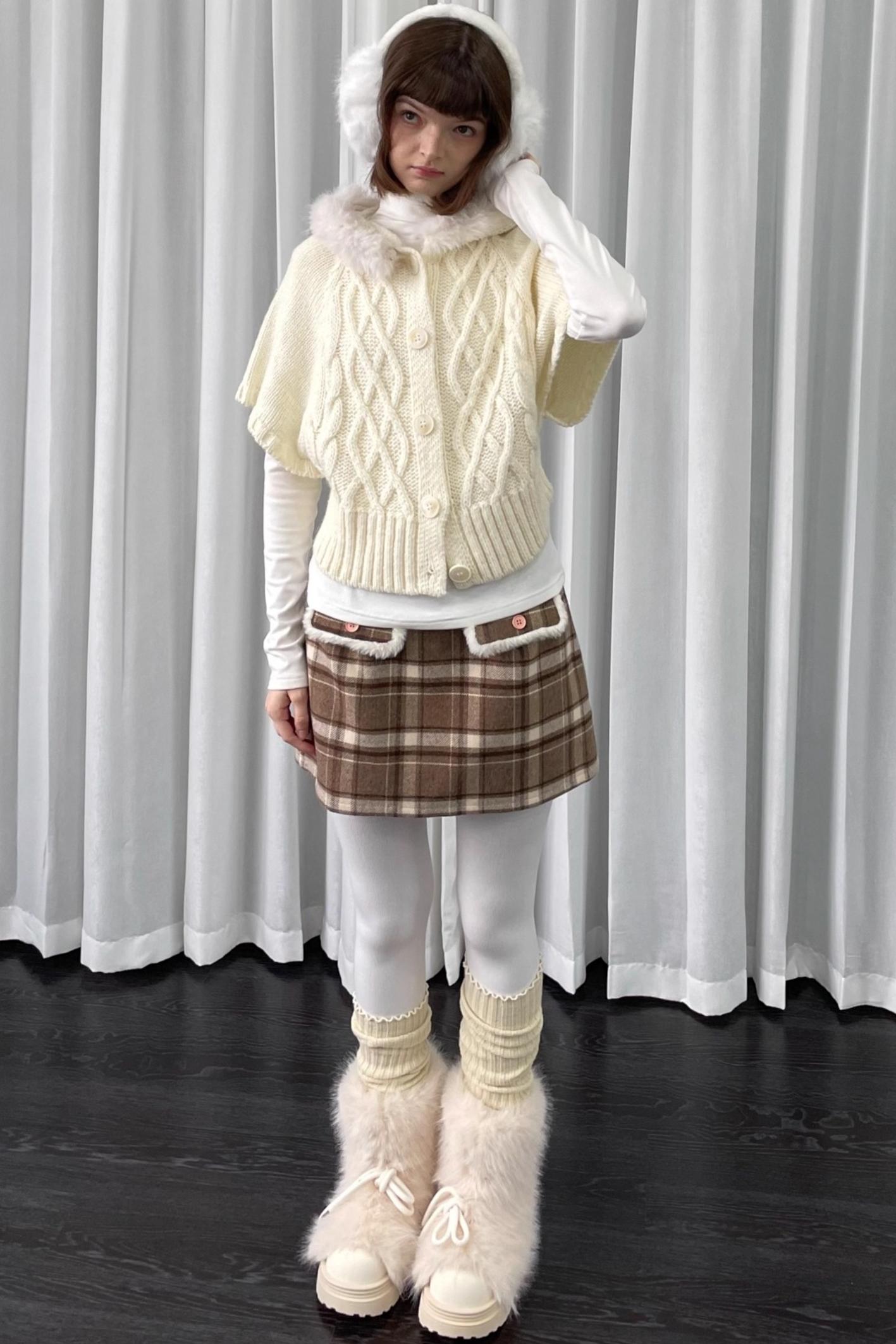 Off-White Fur Collar Knit Sweater Jacket