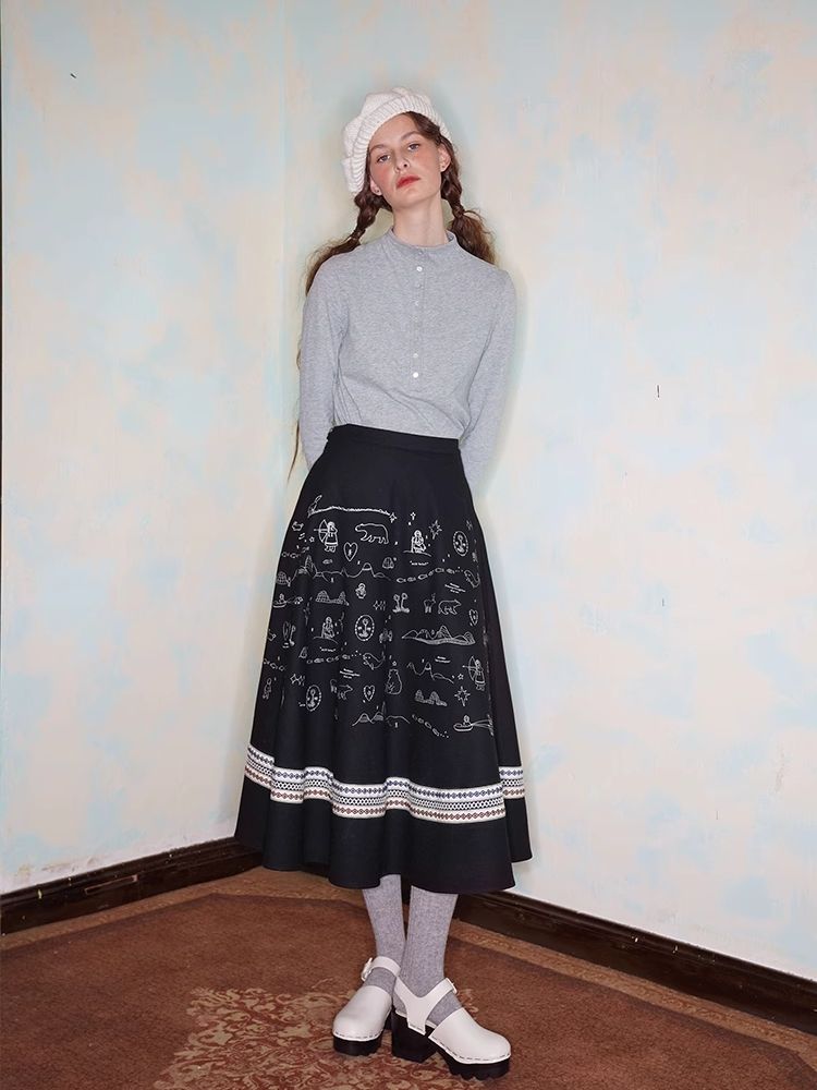 Embroidery / Printed Big Pendulum Skirt