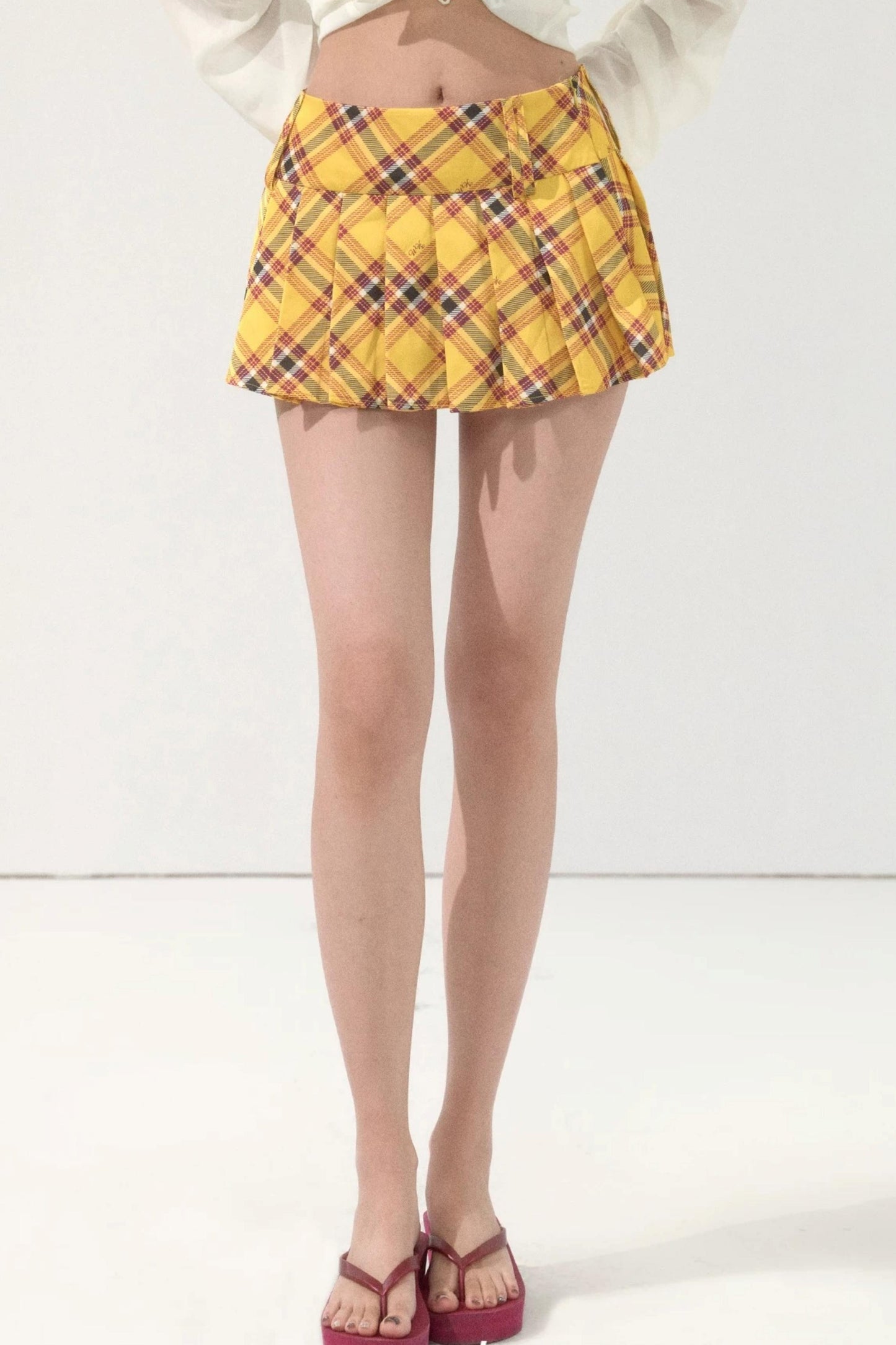 Sweet Pleated Short Skirt