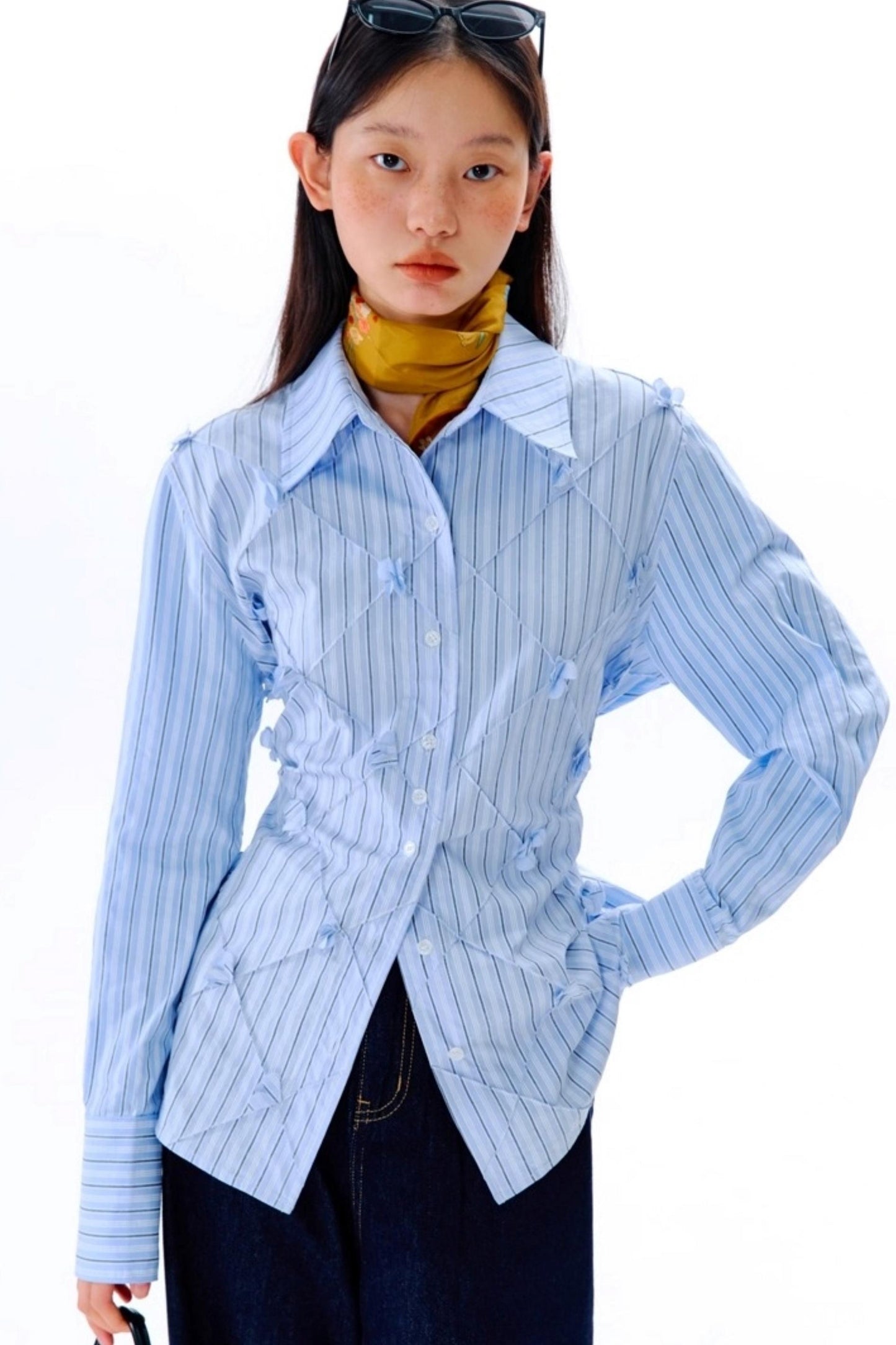 Mandao Flower Vine Striped Diamond Shirt