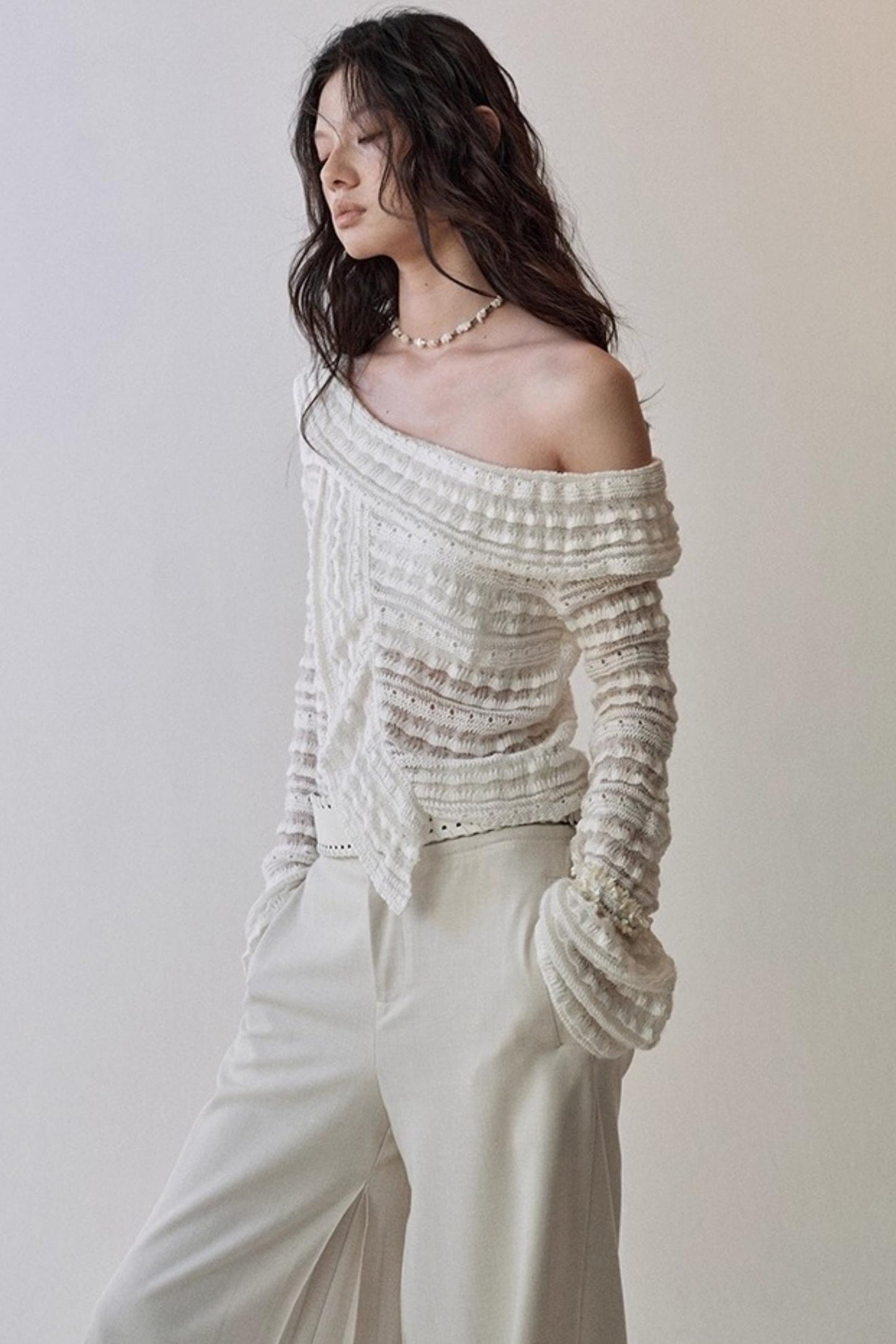 Clouds Knitted One-Shoulder Blouse
