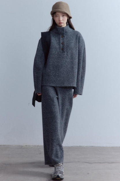 Carbon Gray Plush Wool Knit Set-Up