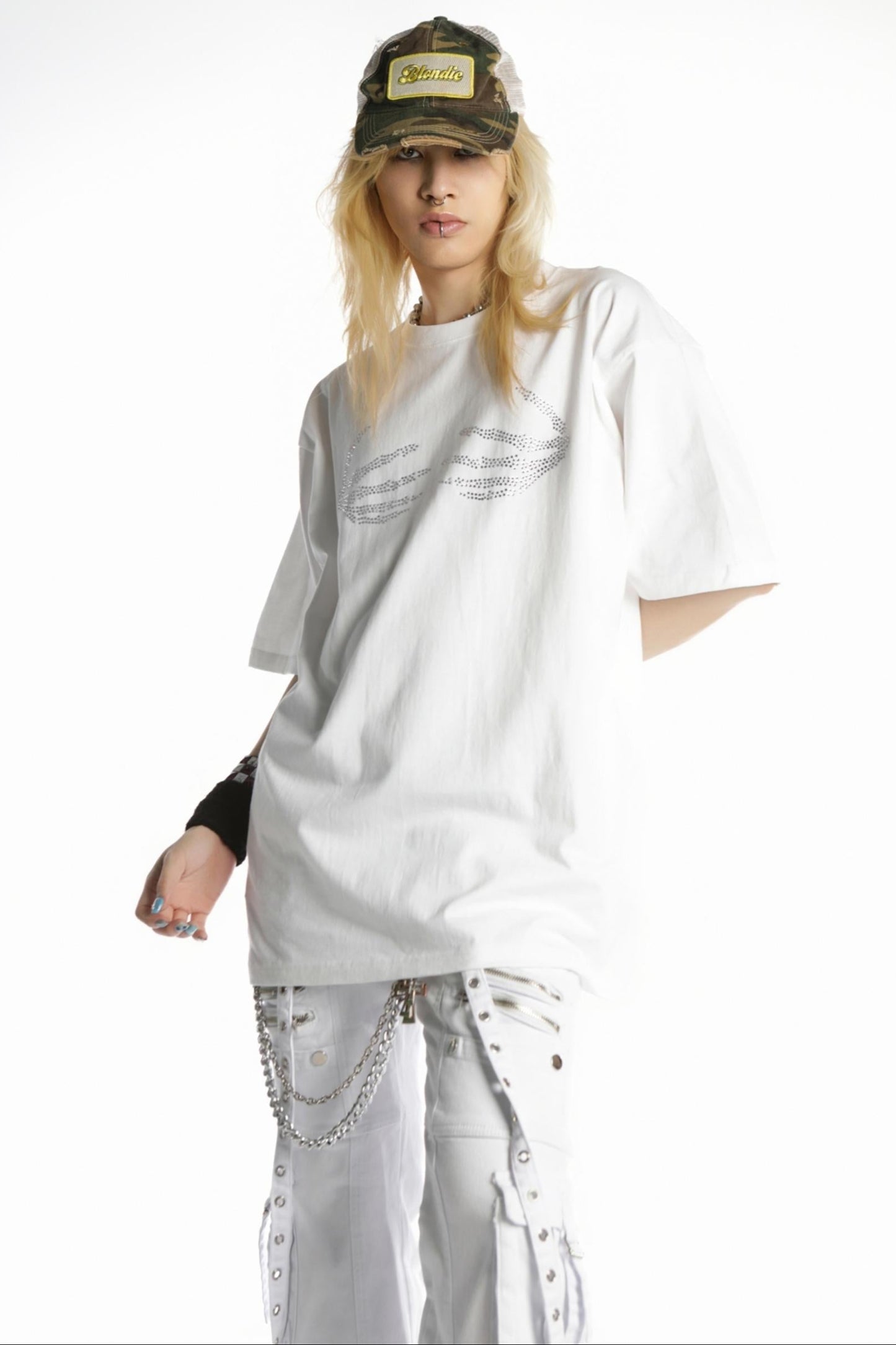 Skull Claw Rhinestone Tee