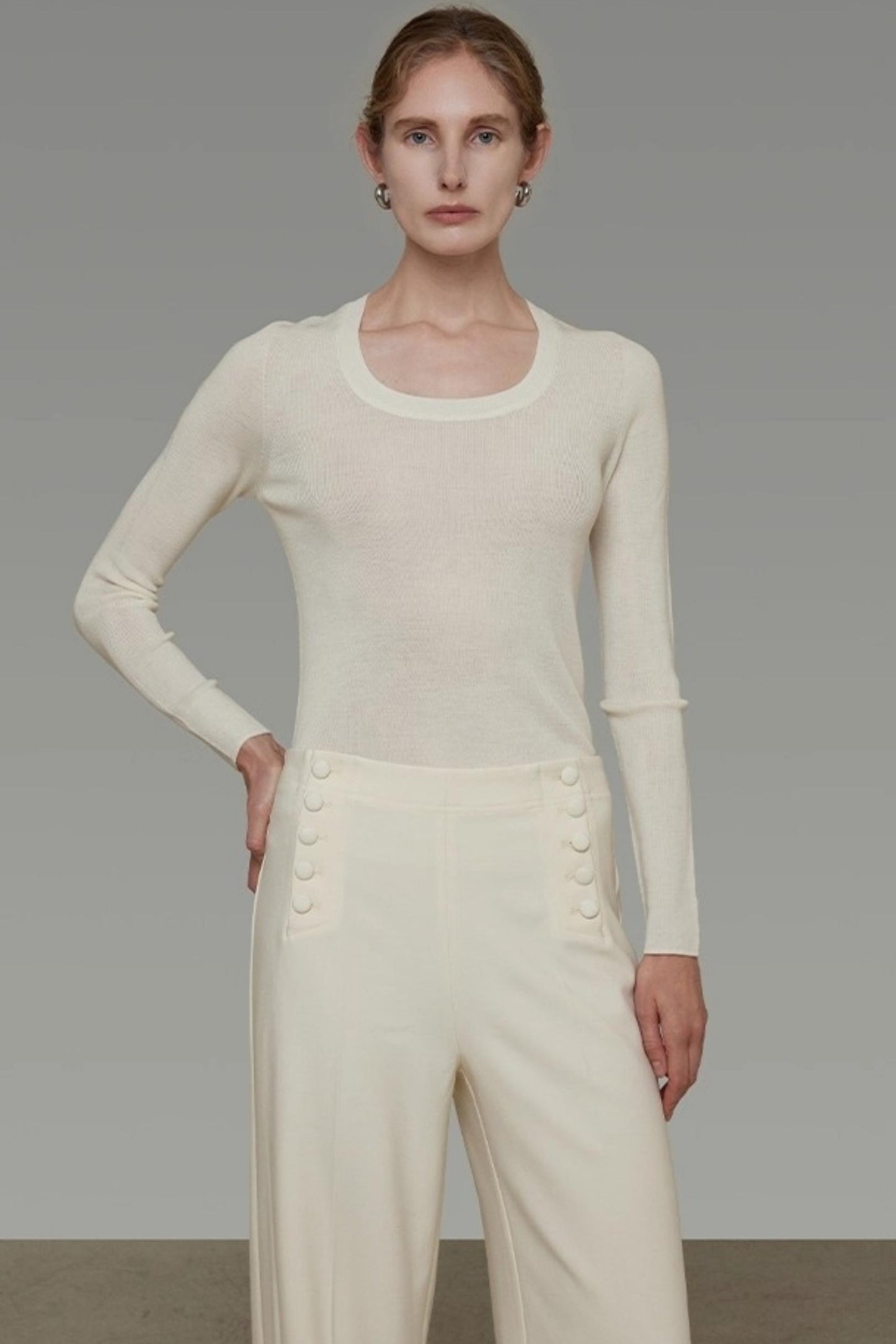 U-Neck Wool Slim Sweater