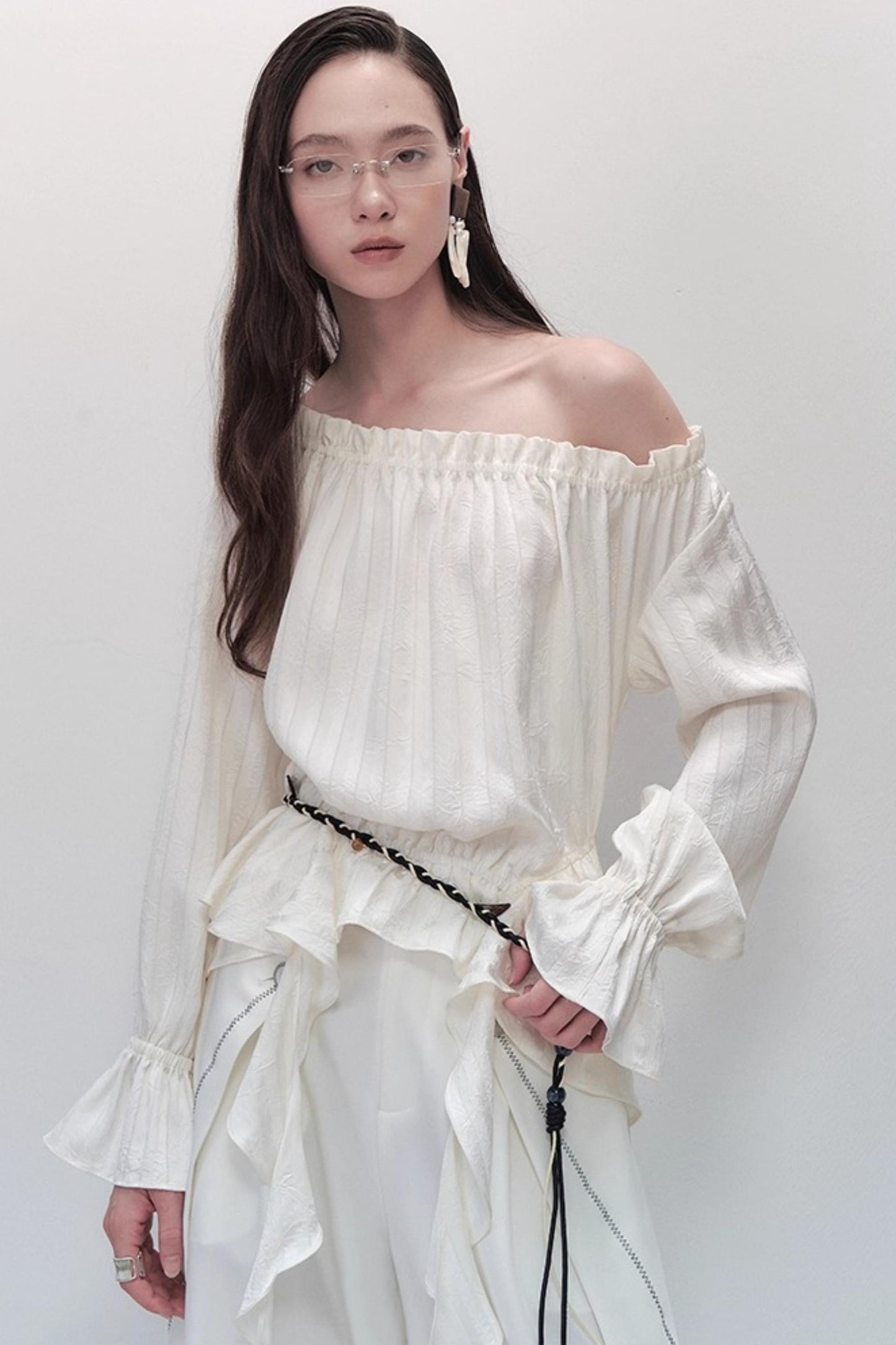 French Design One-Shoulder Ruffle Shirt