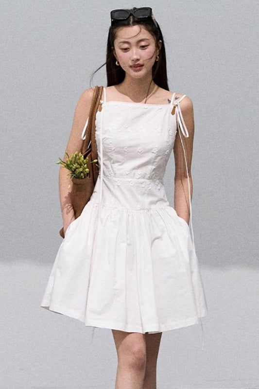 Three-Dimensional Embroidered Sleeveless Dress