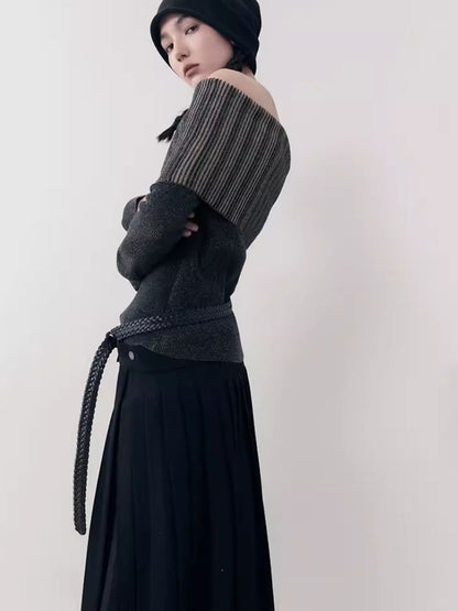 One-shoulder lapel knit sweater