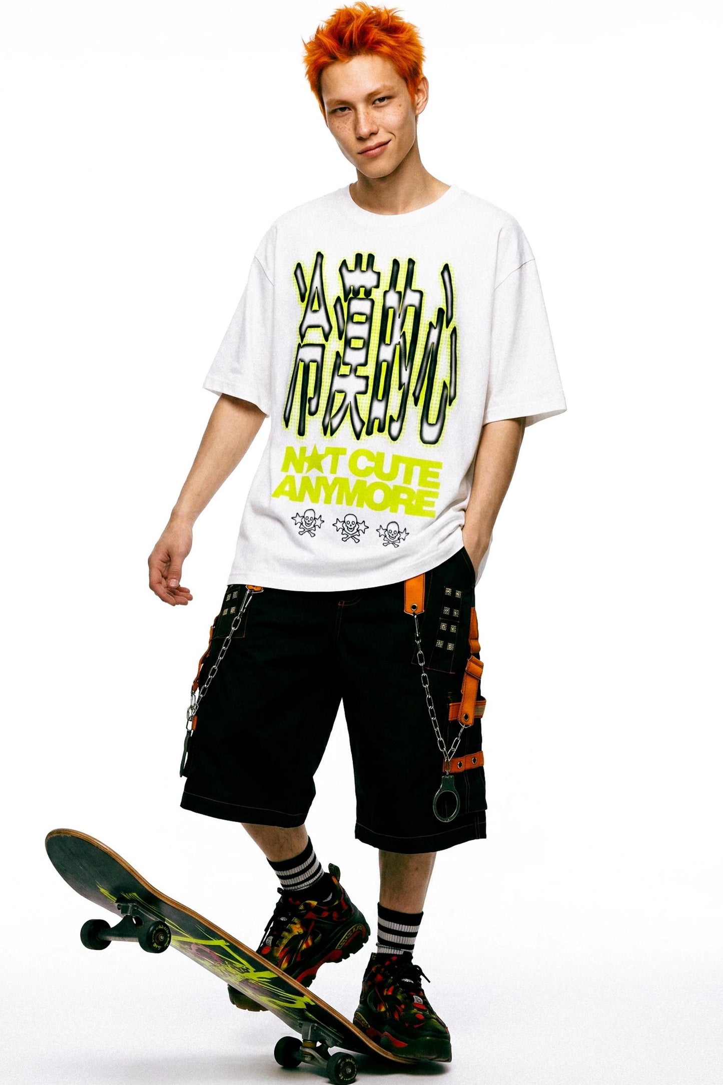 T-Shirt mit gleichgültigem Herz