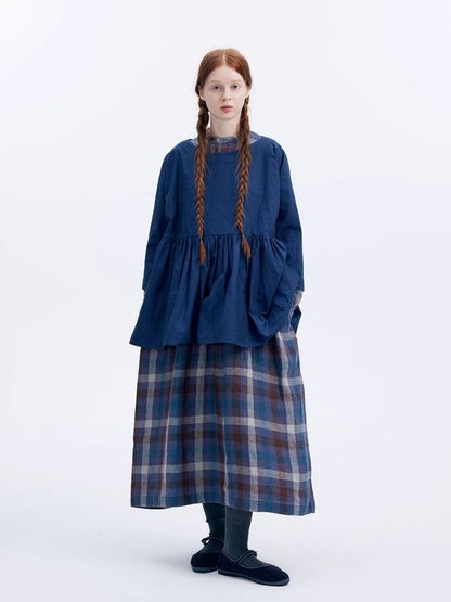 Shiny color sapphire hem smock.