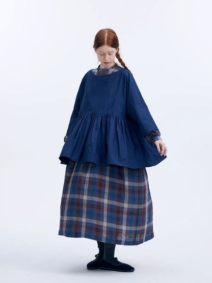 Shiny color sapphire hem smock.