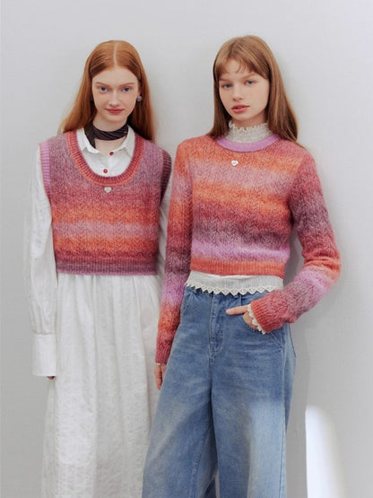 Gradient round neck knit sweater