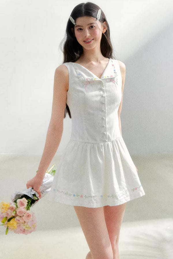 White Elegant Waist-Cinching Dress