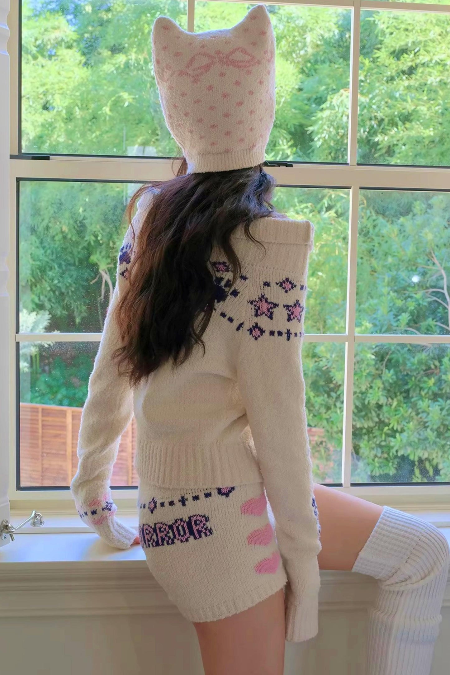 플러피 물방울 무늬 울 모자