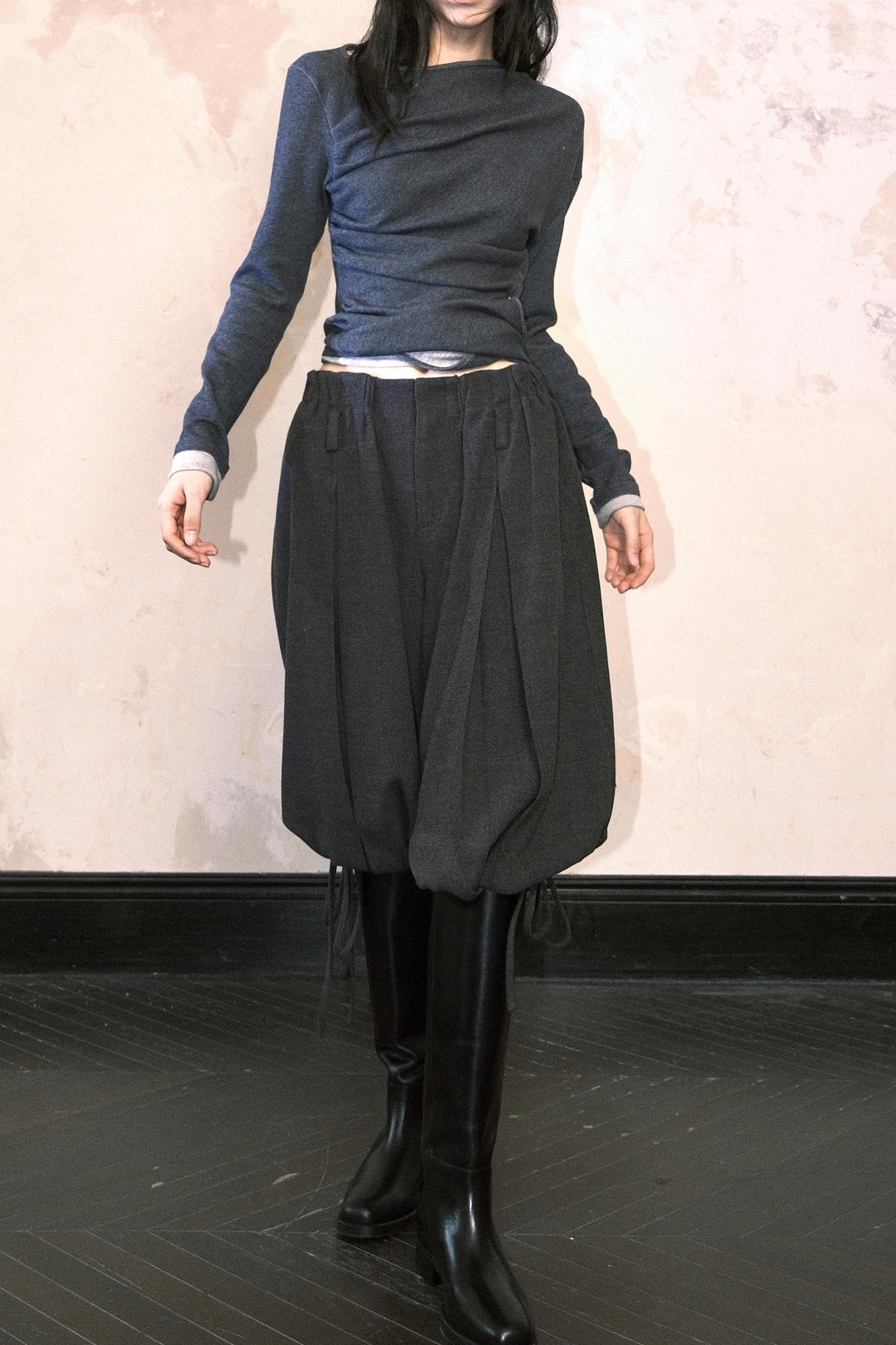 Three-Dimensional Wool Drawstring Pants